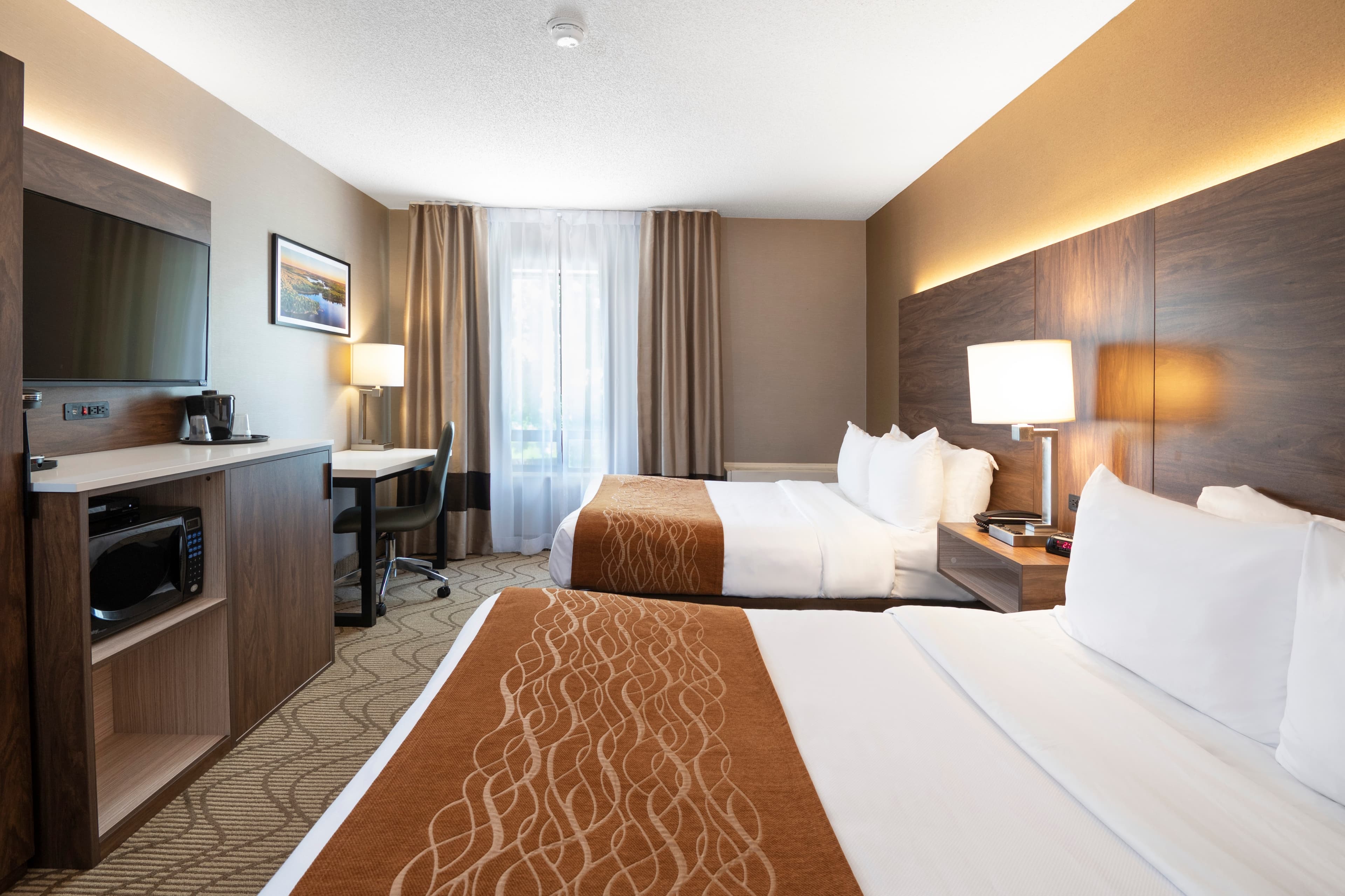 Comfort Inn Lakeshore - Image 3