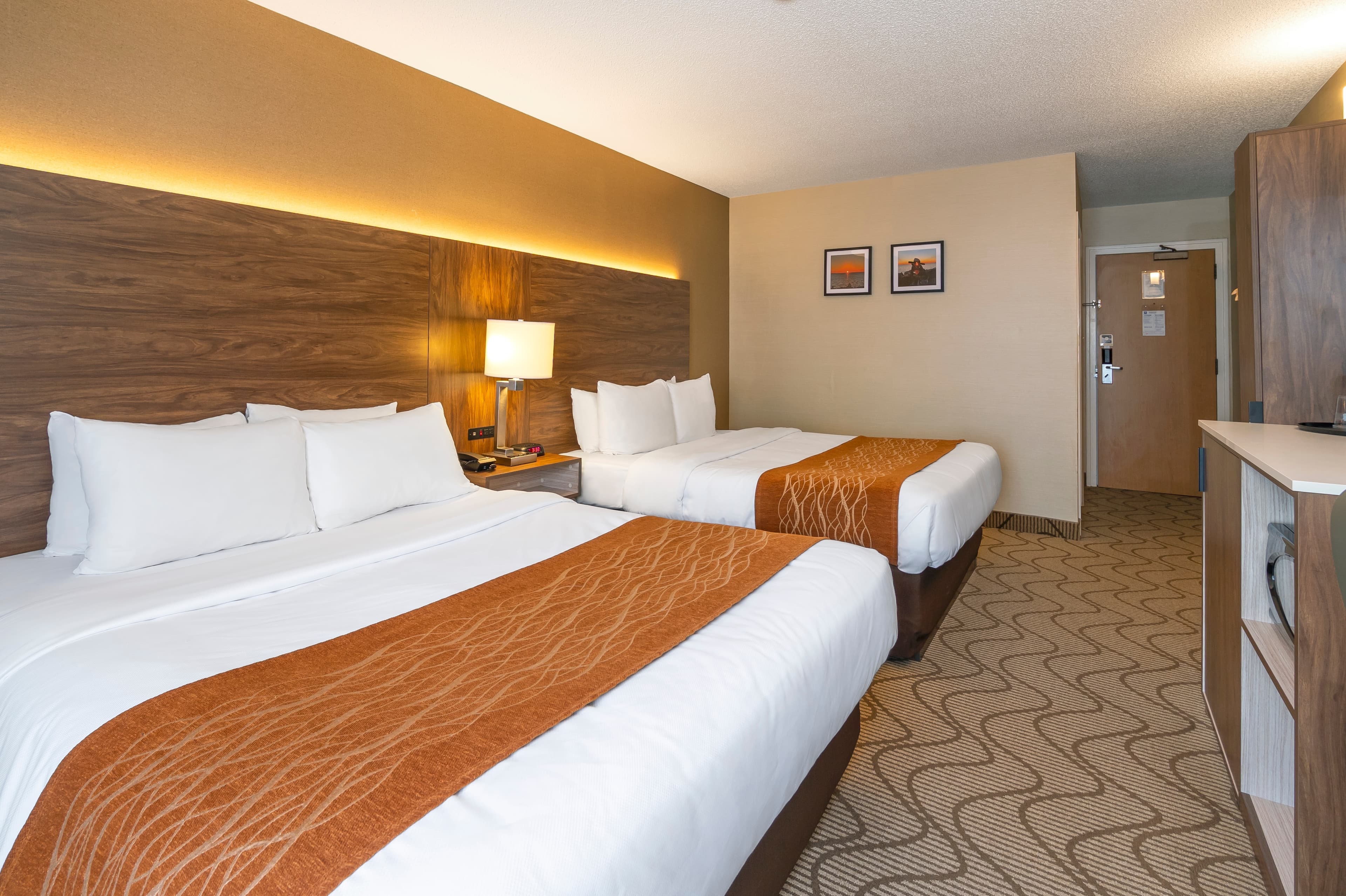 Comfort Inn Lakeshore — 21