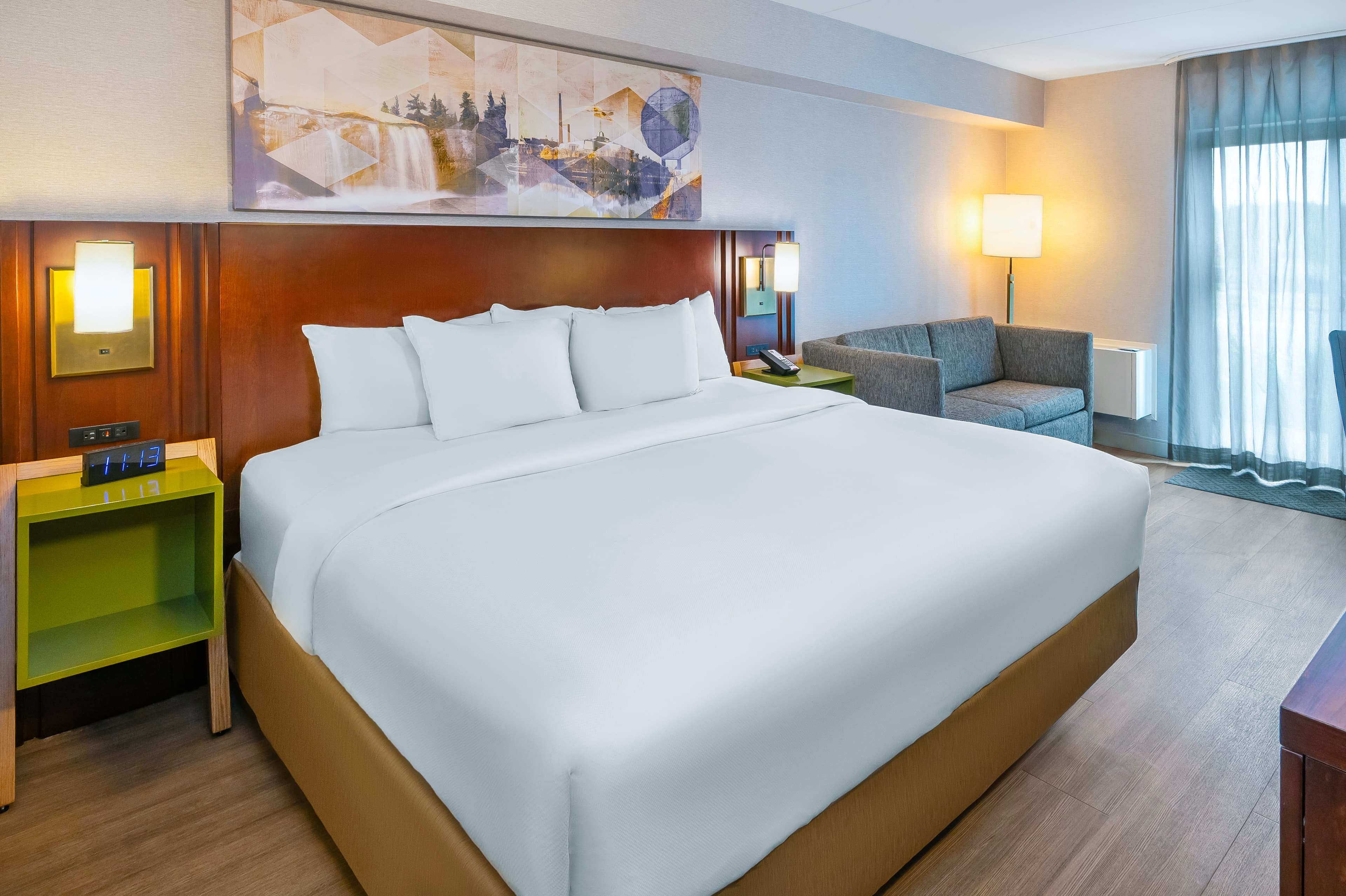Comfort Inn East - Image 2