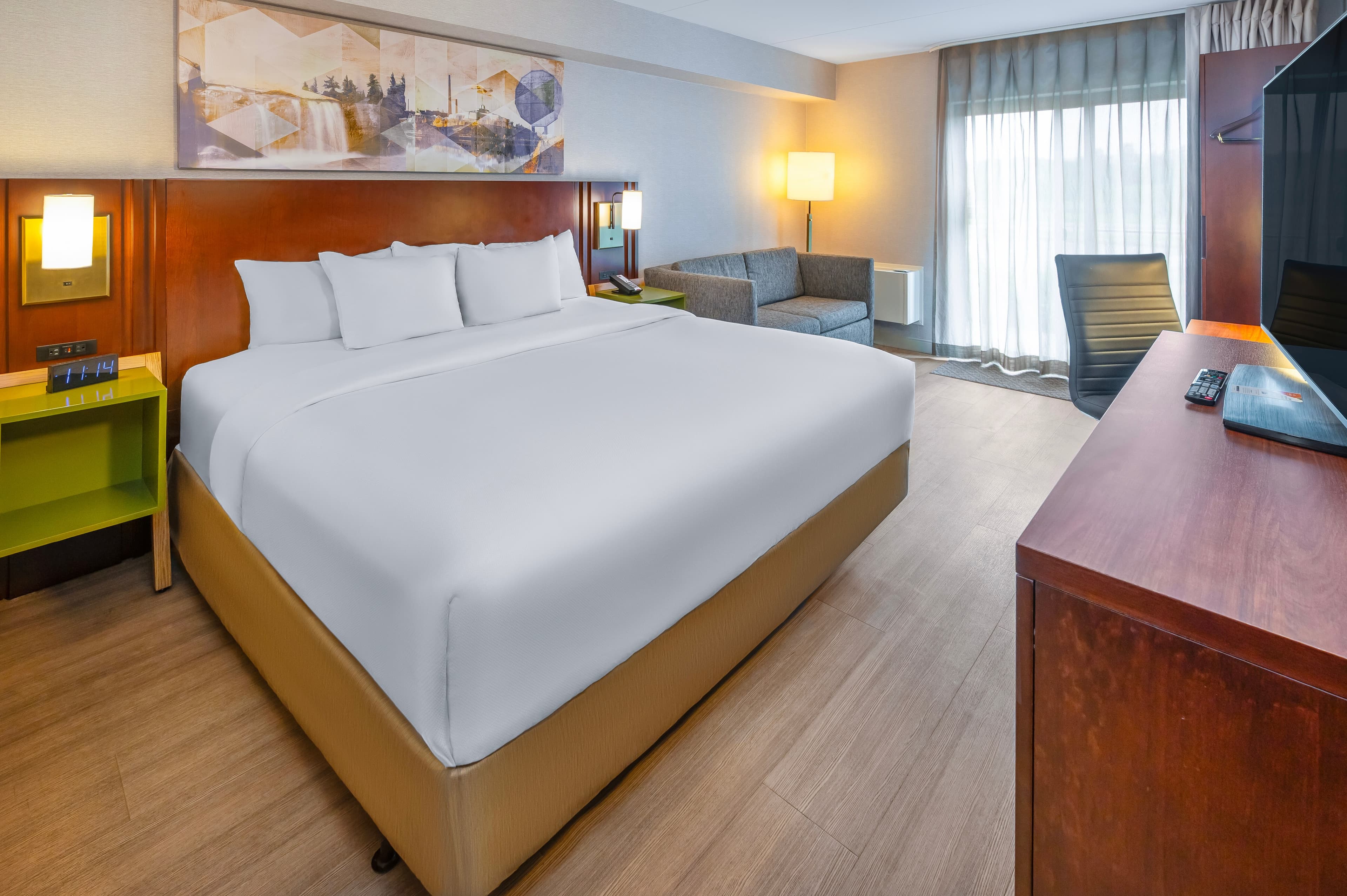 Comfort Inn East - Image 3