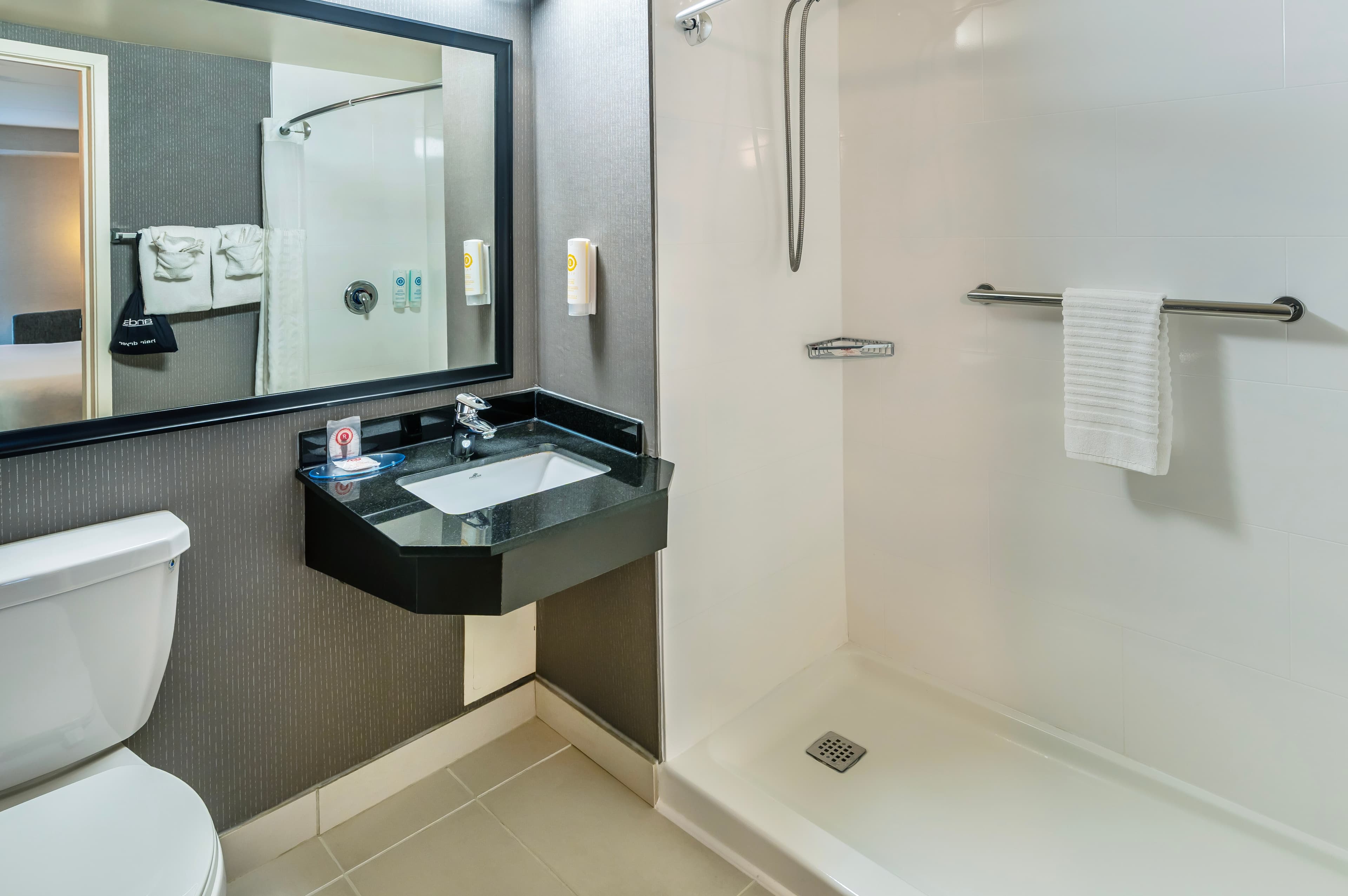 Comfort Inn East — 14