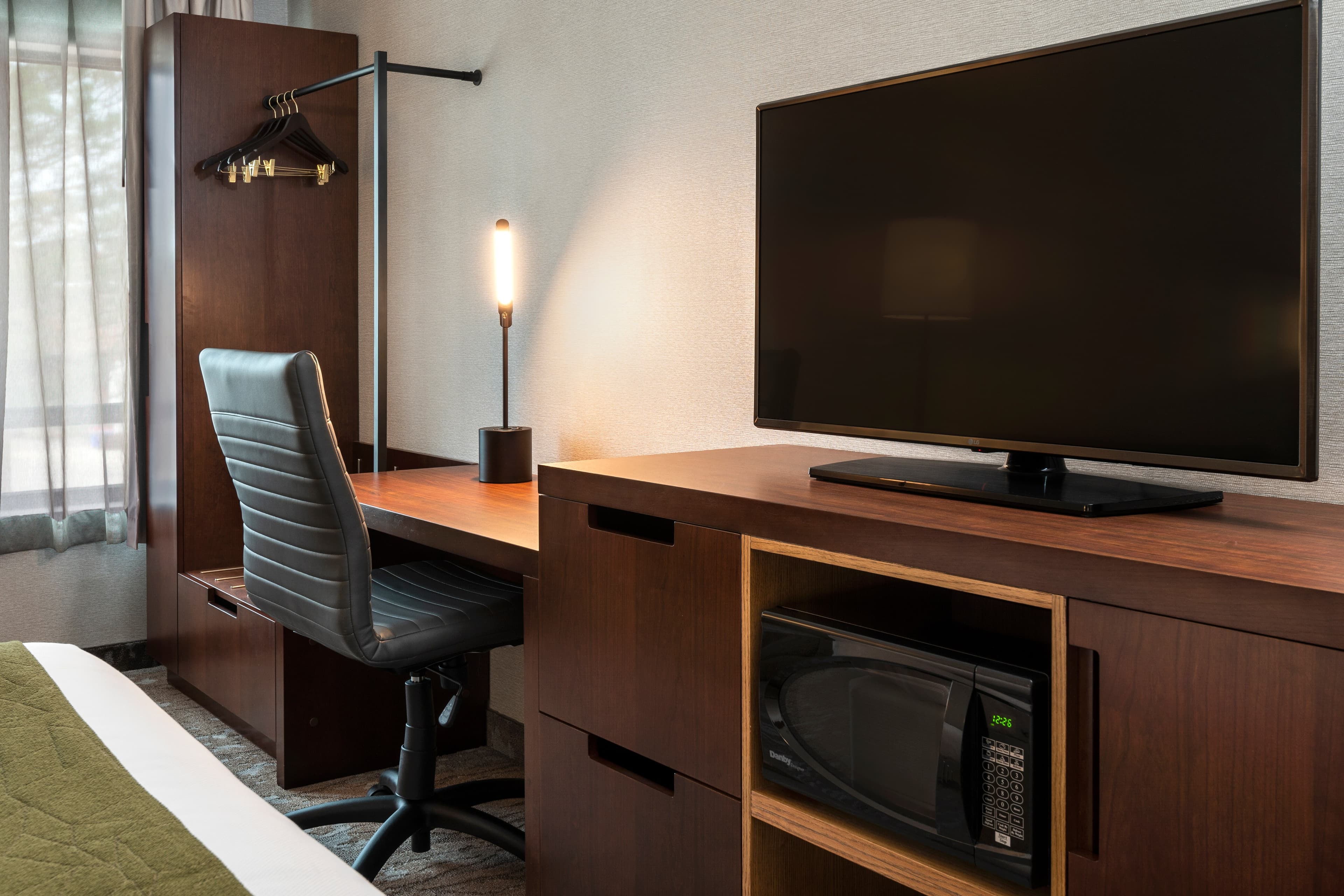 Comfort Inn - Image 5