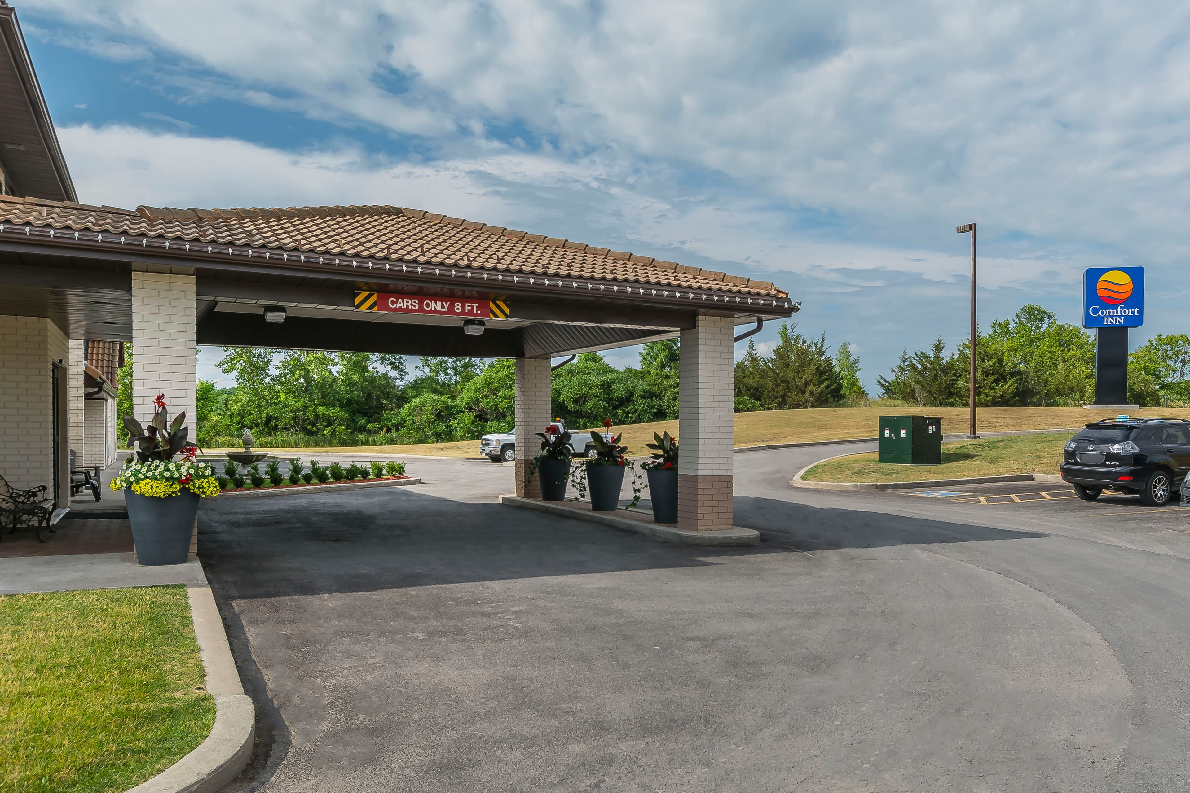 Comfort Inn - Image 1