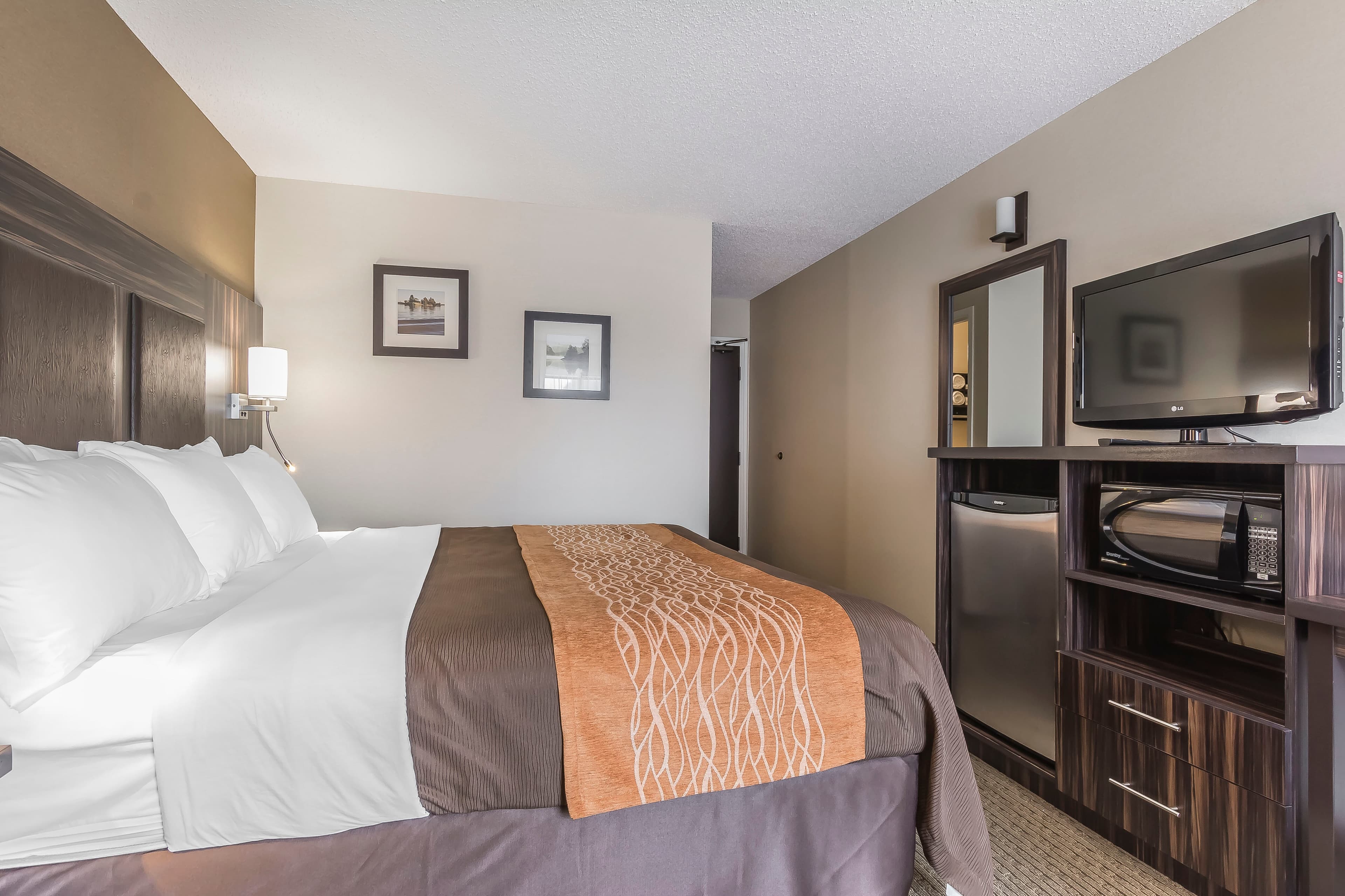 Comfort Inn — 7
