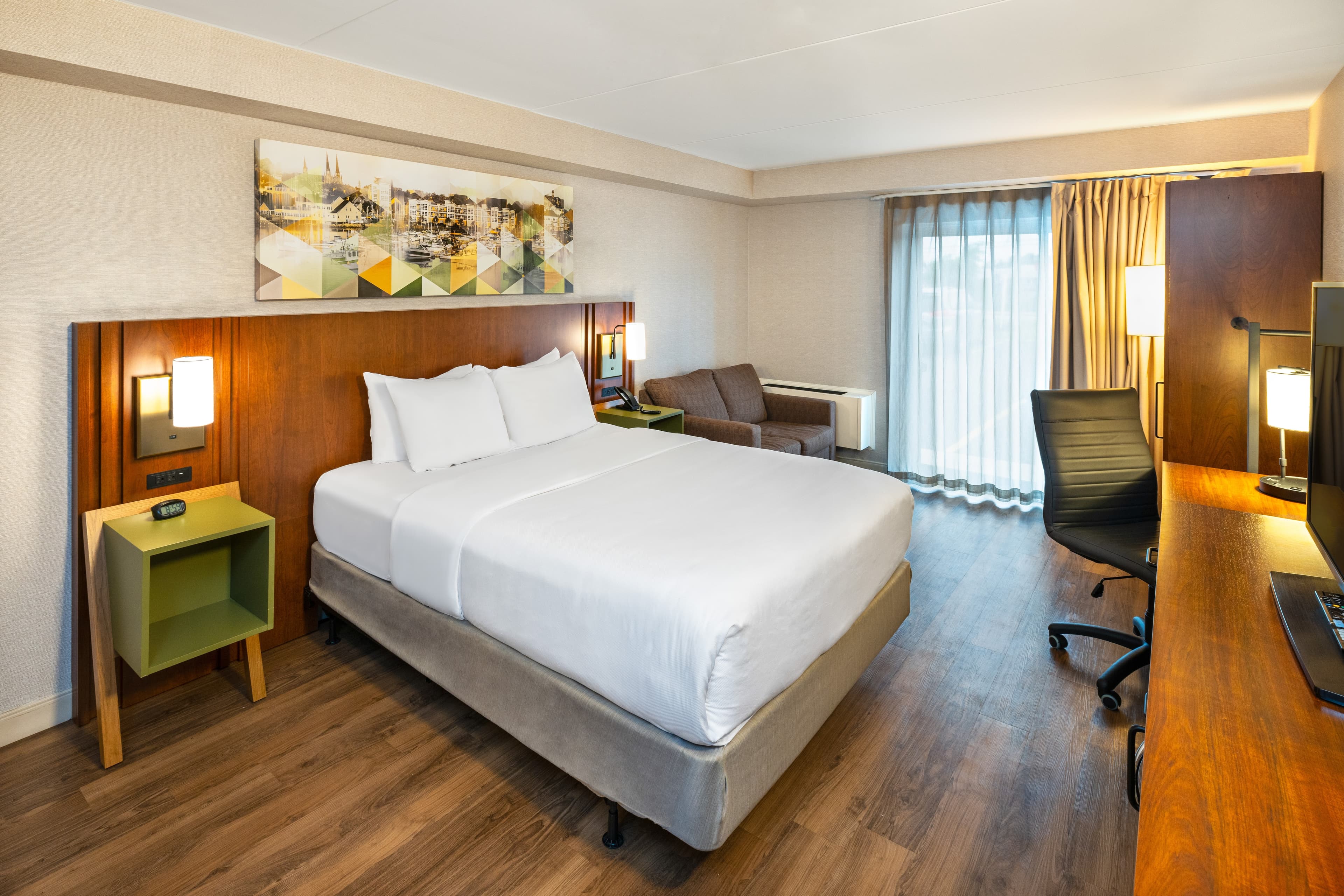 Comfort Inn - Image 2