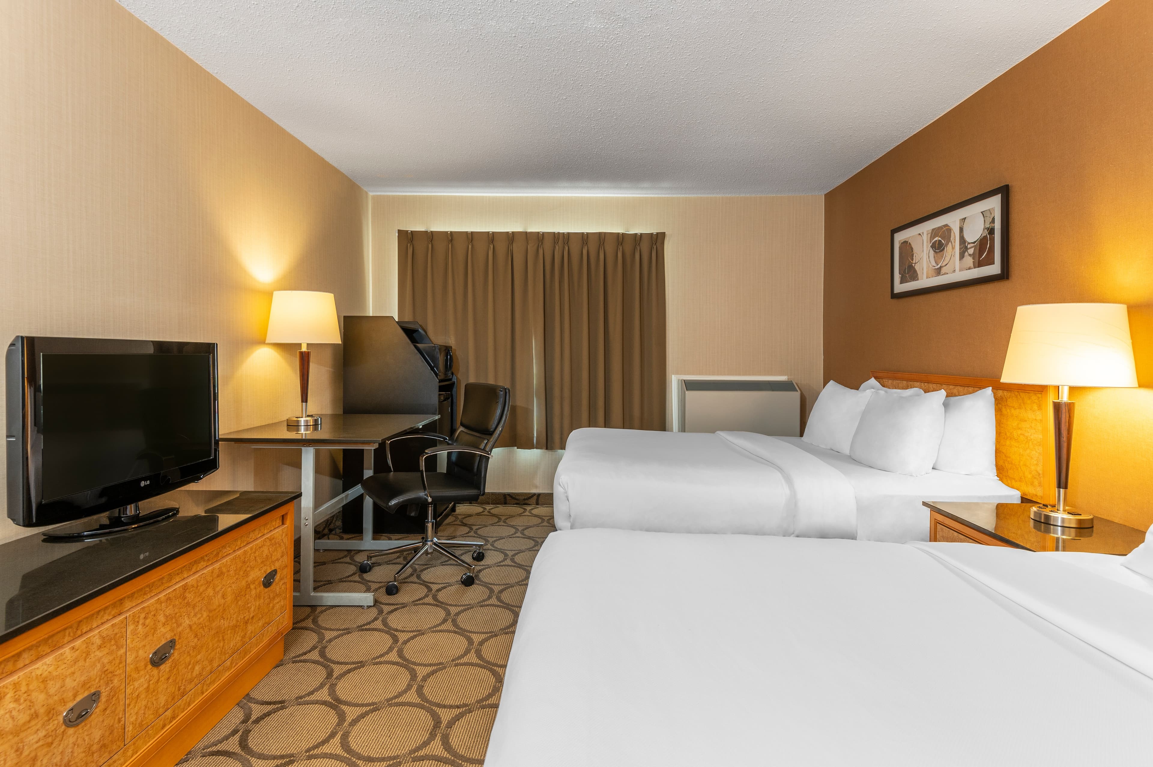 Comfort Inn - Image 4