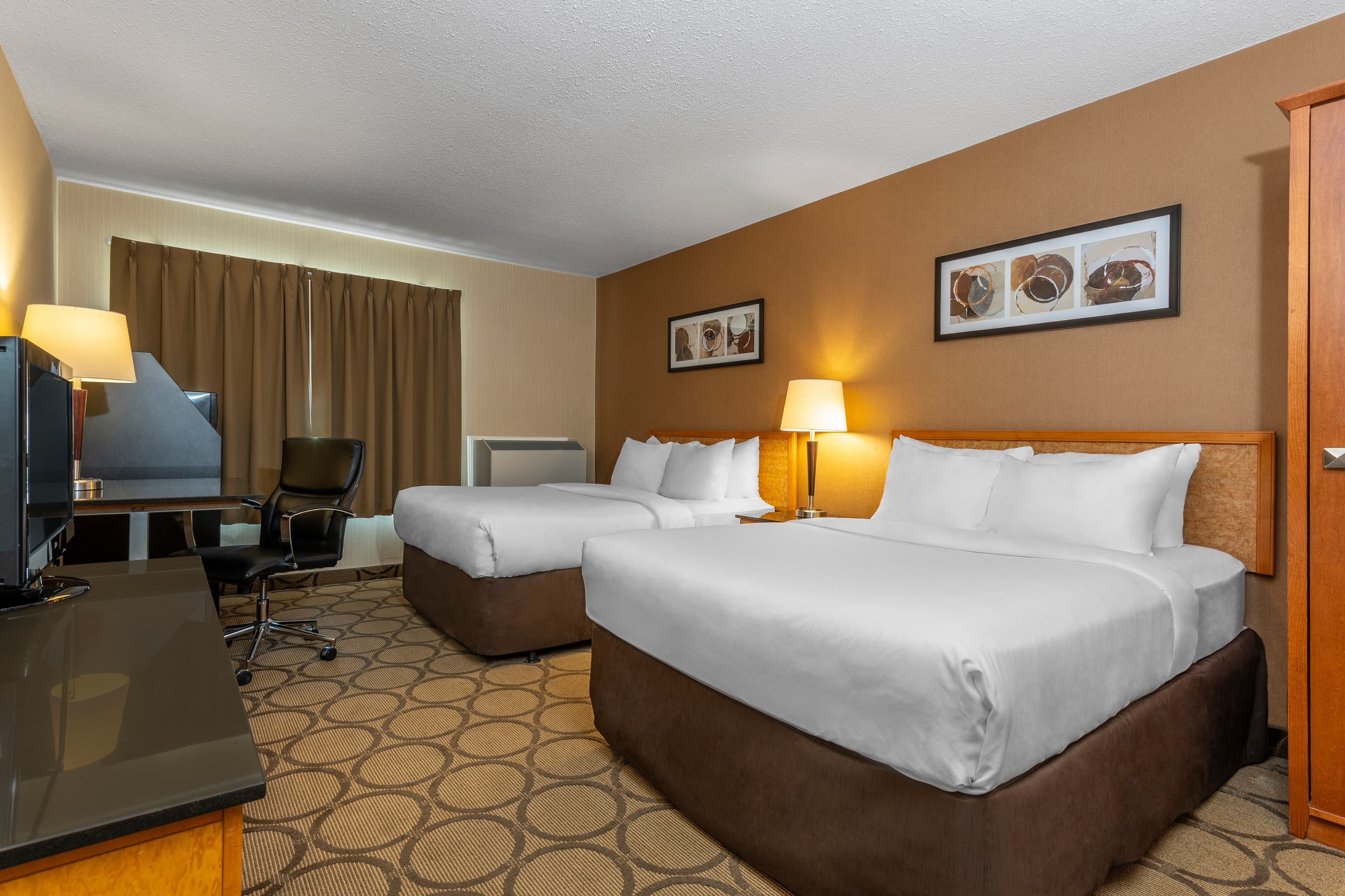 Comfort Inn - Image 4