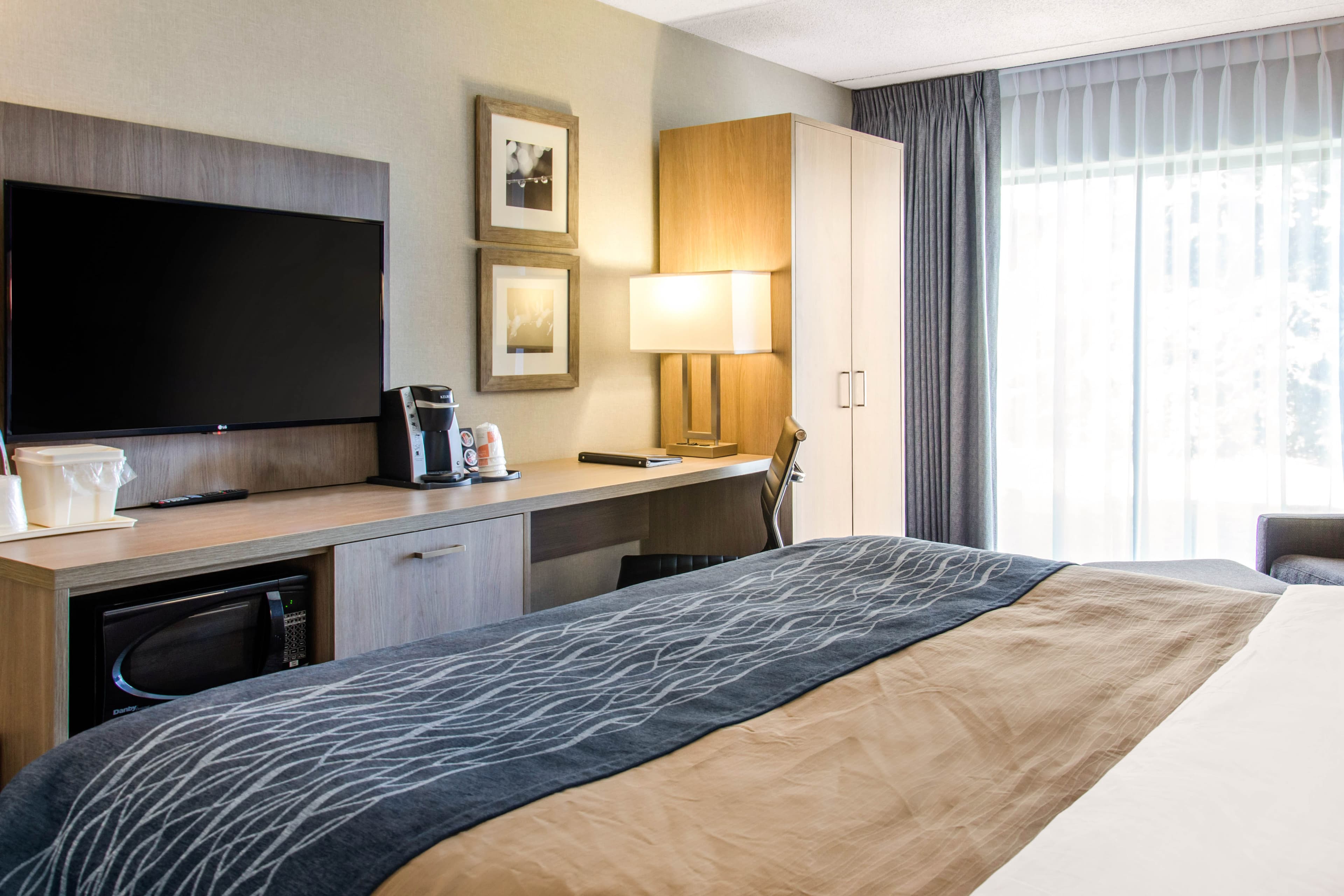 Comfort Inn Aeroport — 9