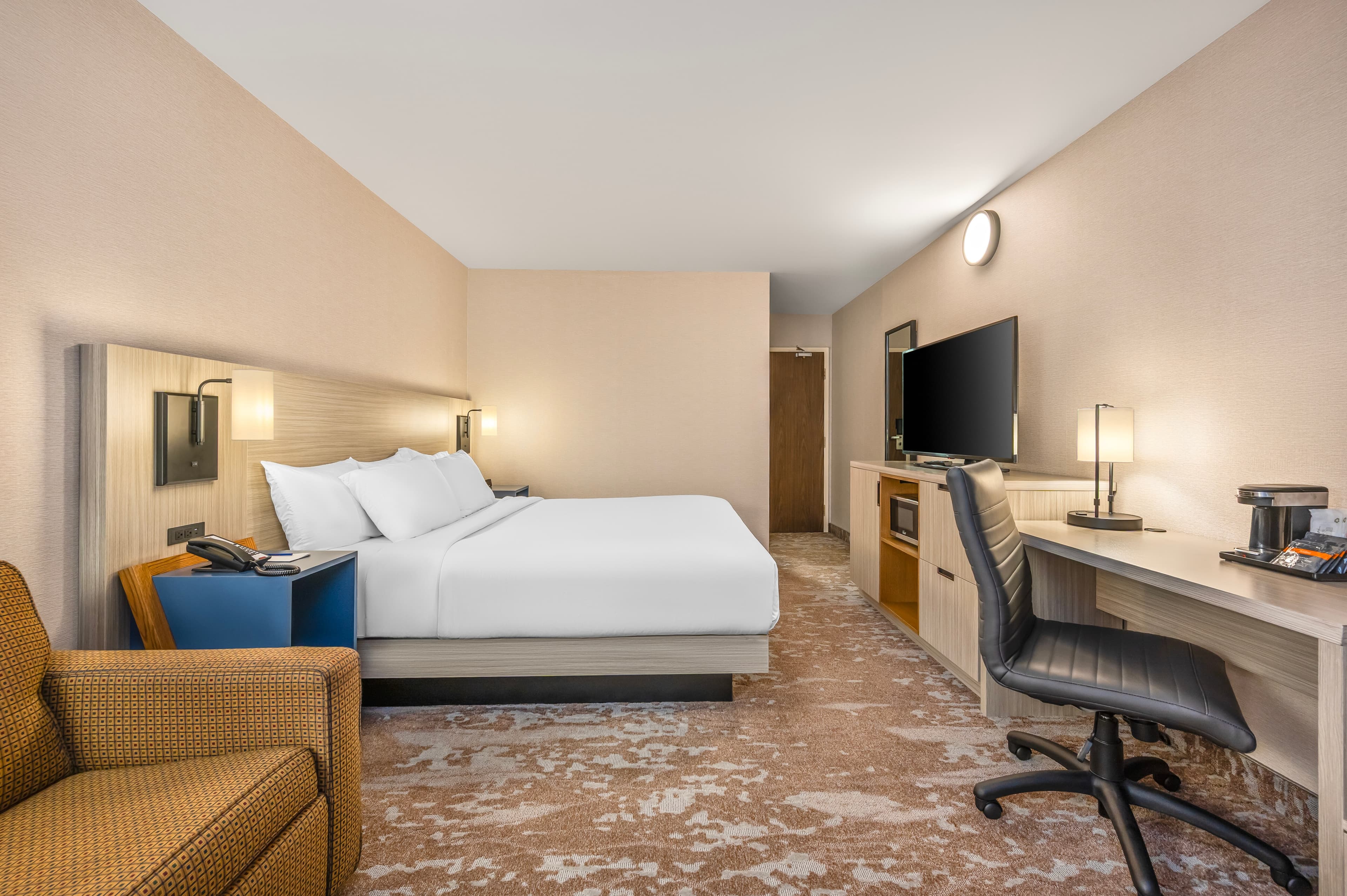 Comfort Inn Airport East — 14