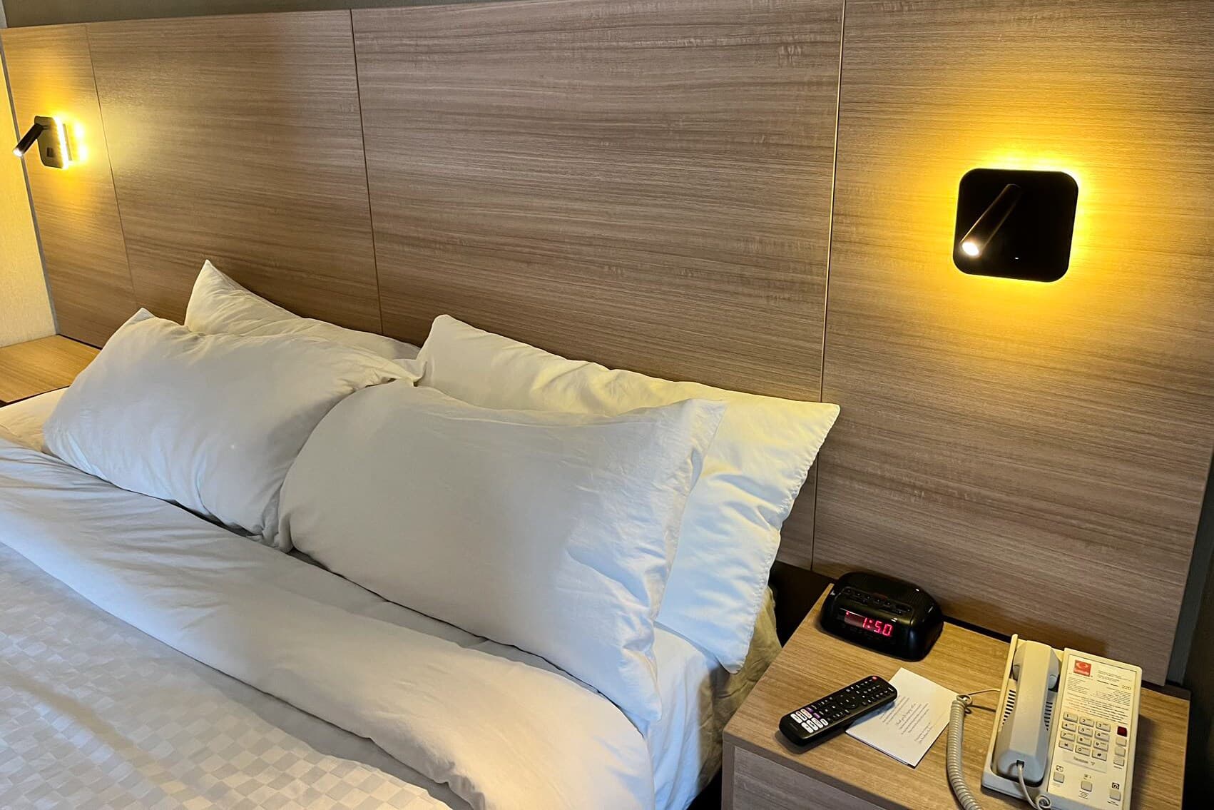 Econo Lodge Airport — 13