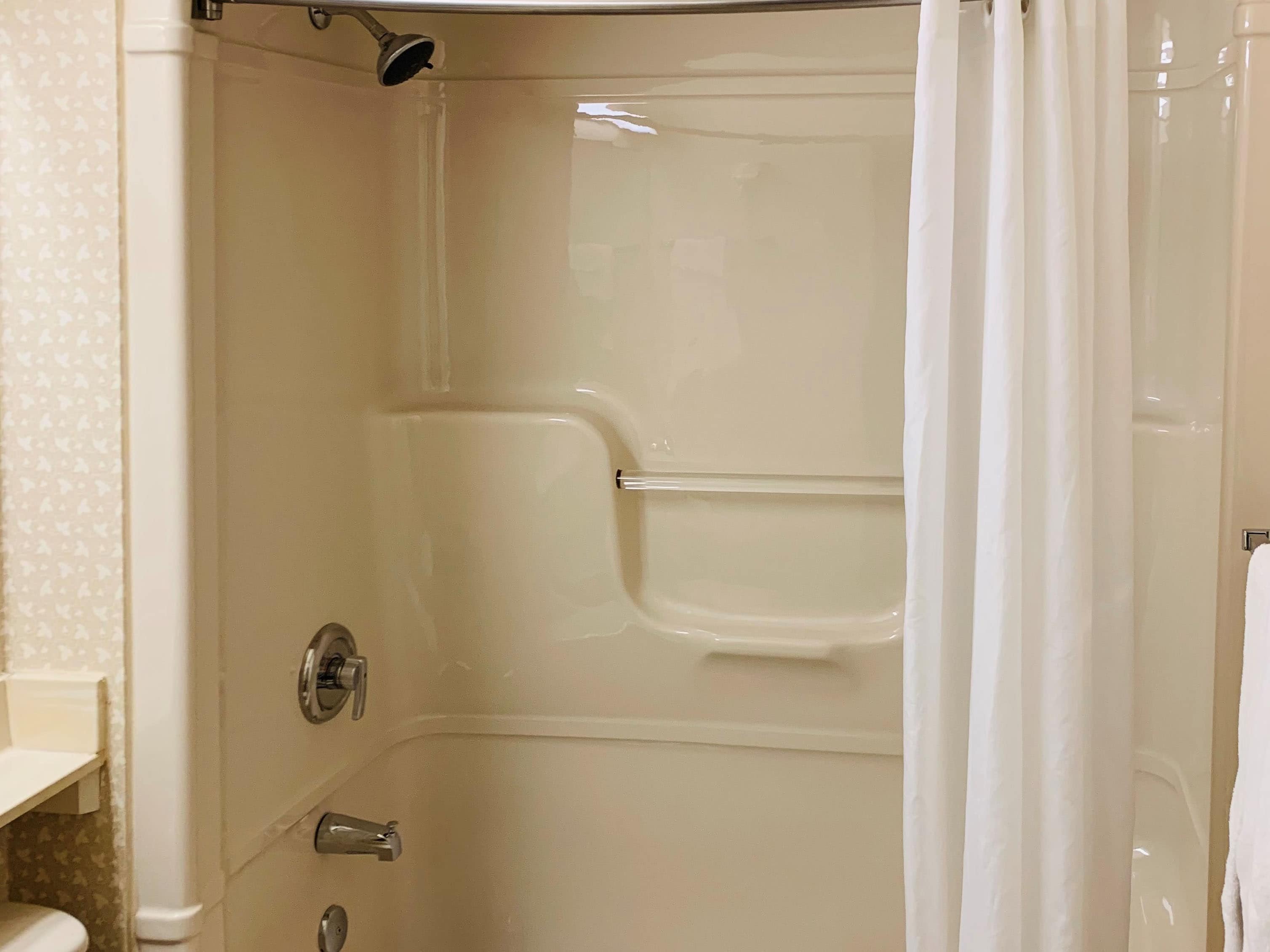 Econo Lodge Airport — 12