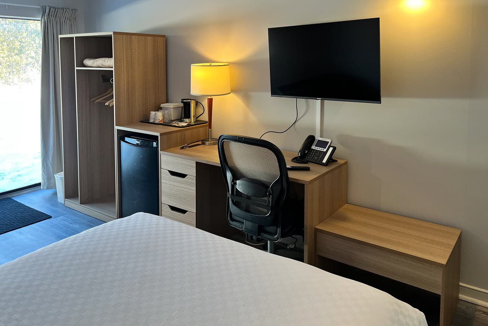 Econo Lodge Airport — 19