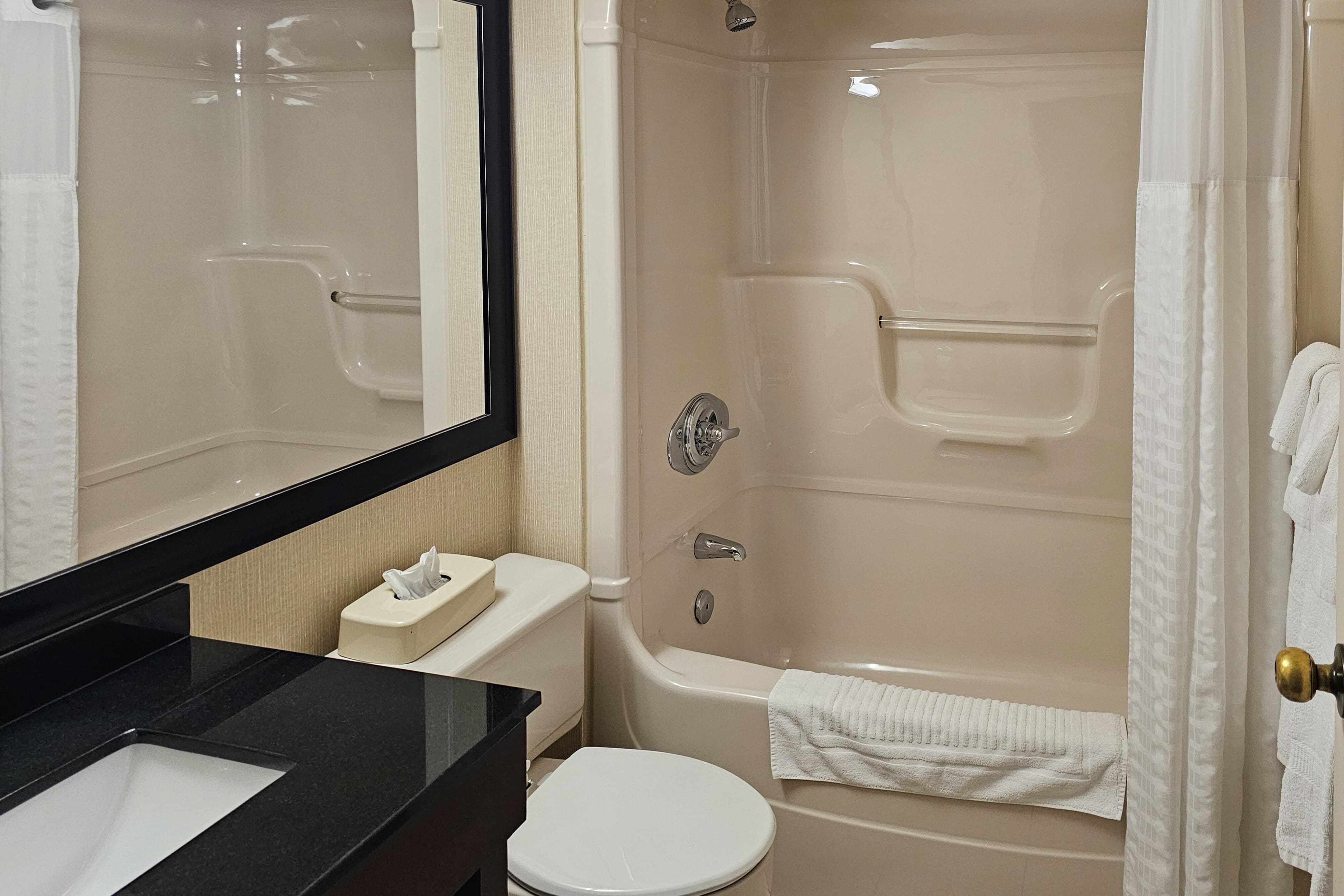 Comfort Inn — 8