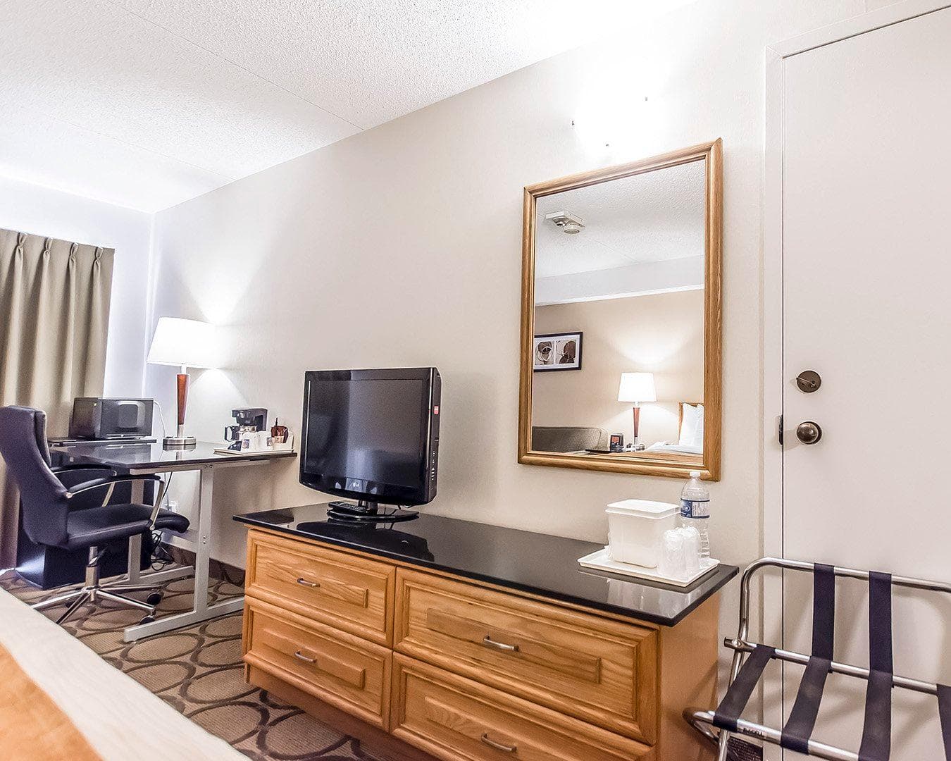 Comfort Inn — 6