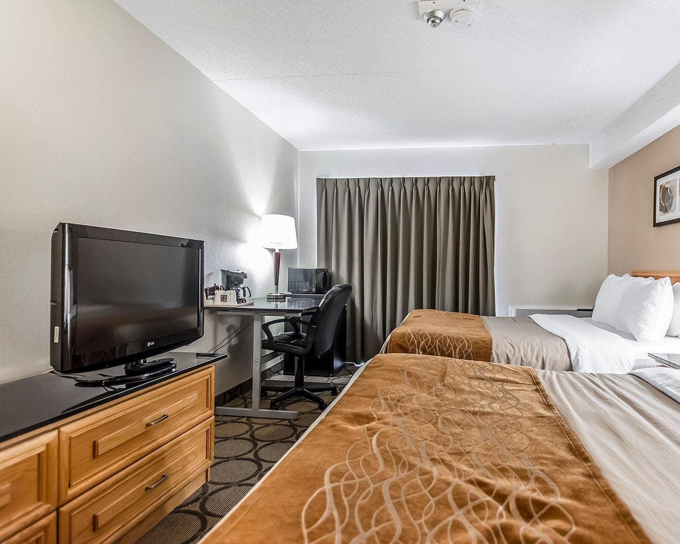 Comfort Inn — 8