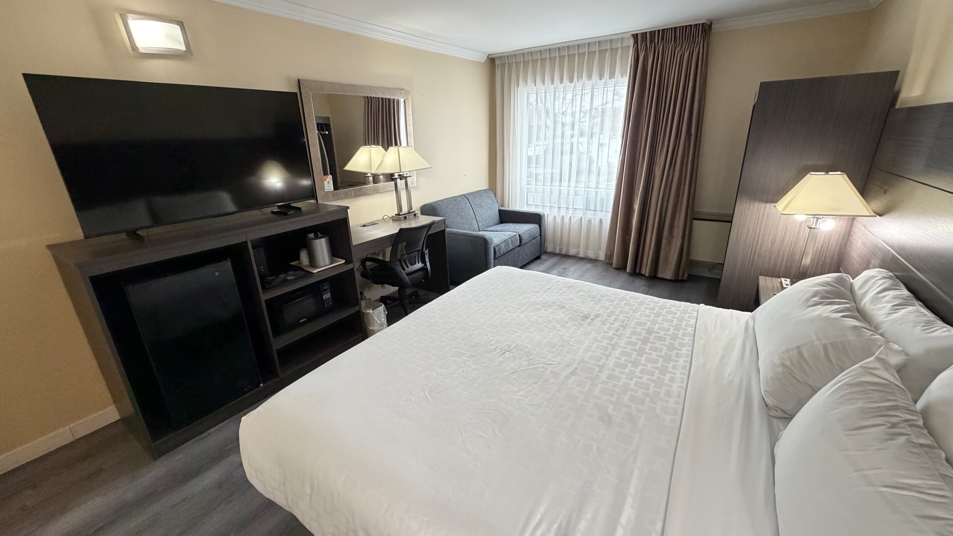Quality Inn - Image 3