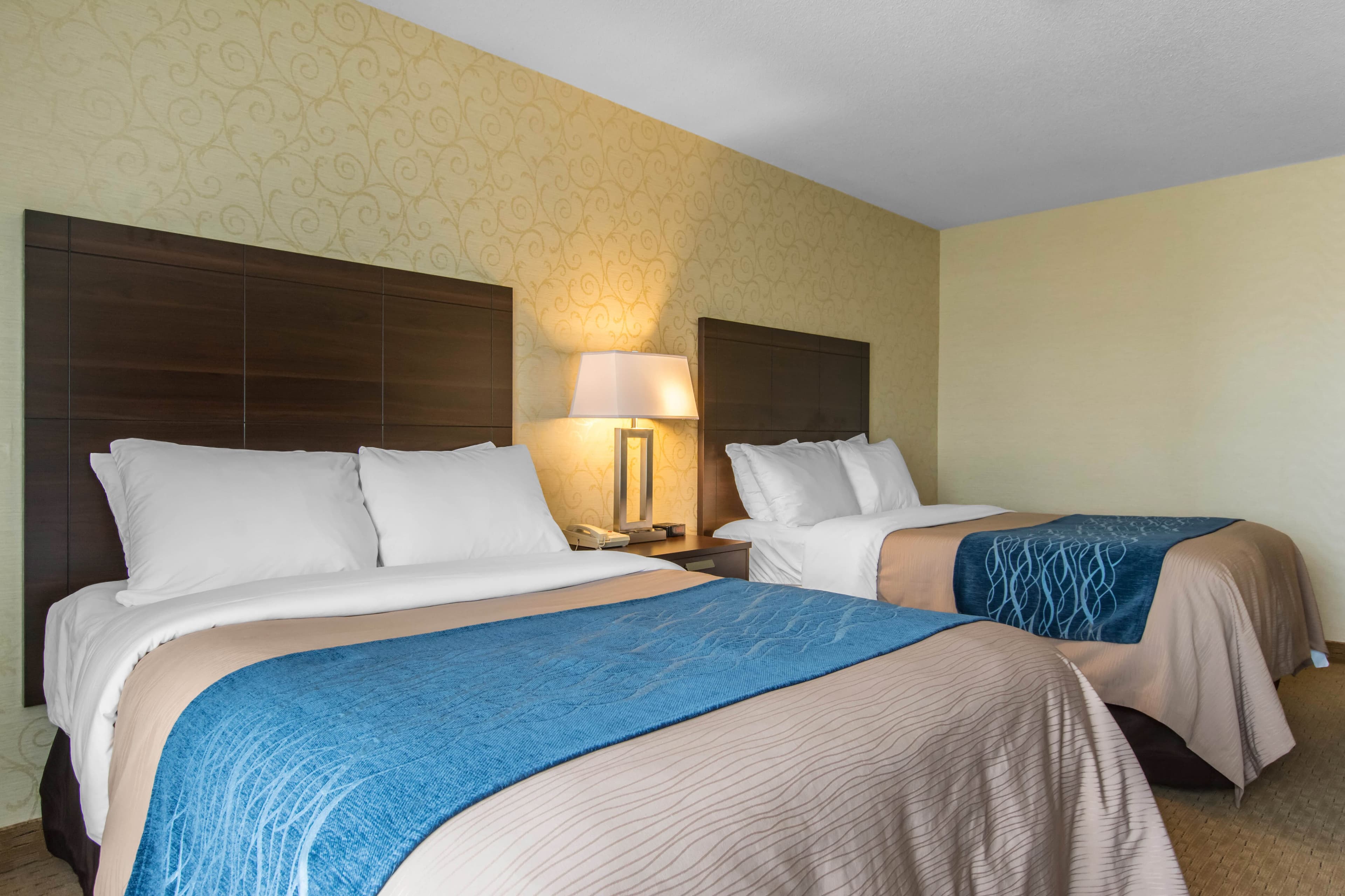 Comfort Inn - Image 2