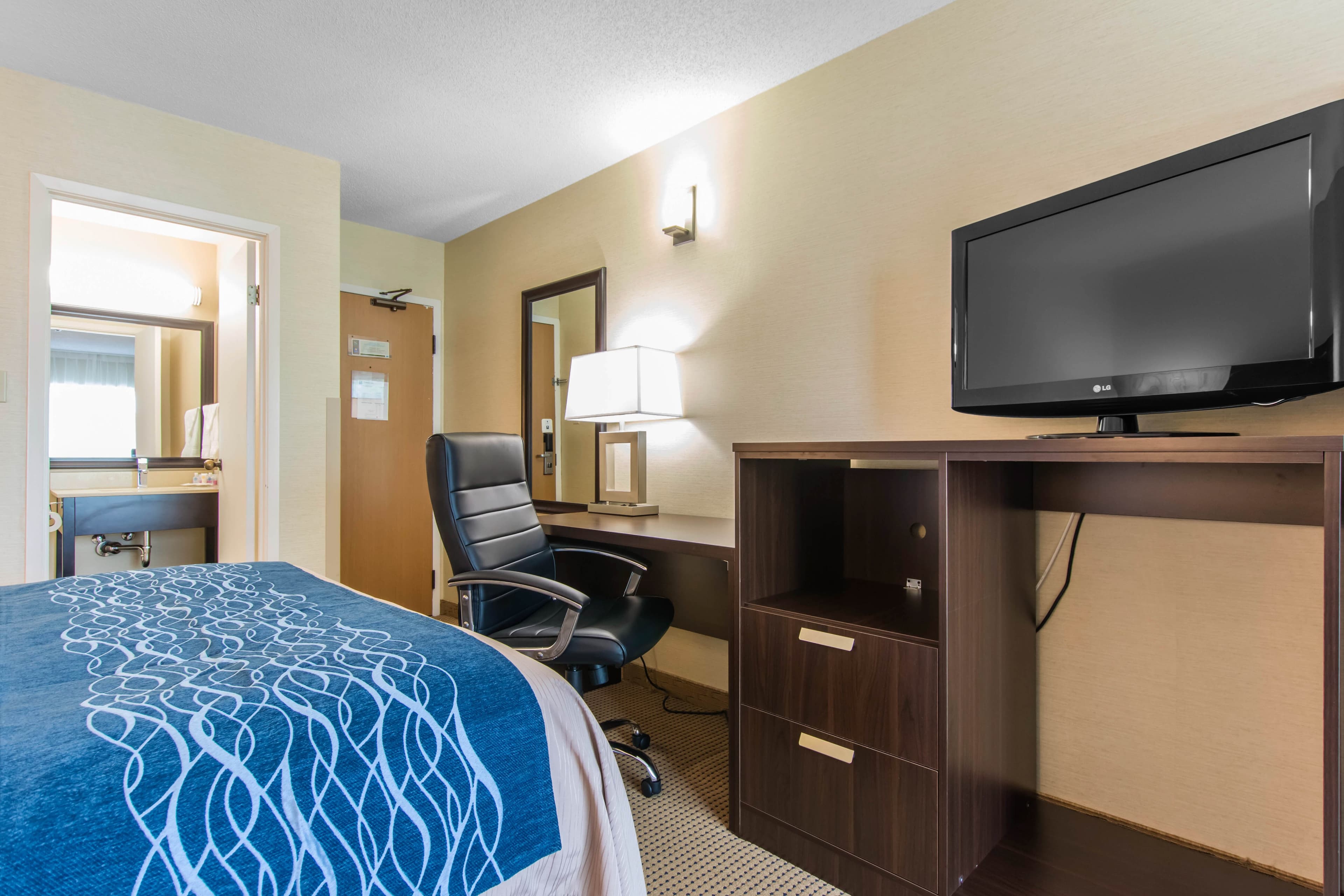 Comfort Inn — 10