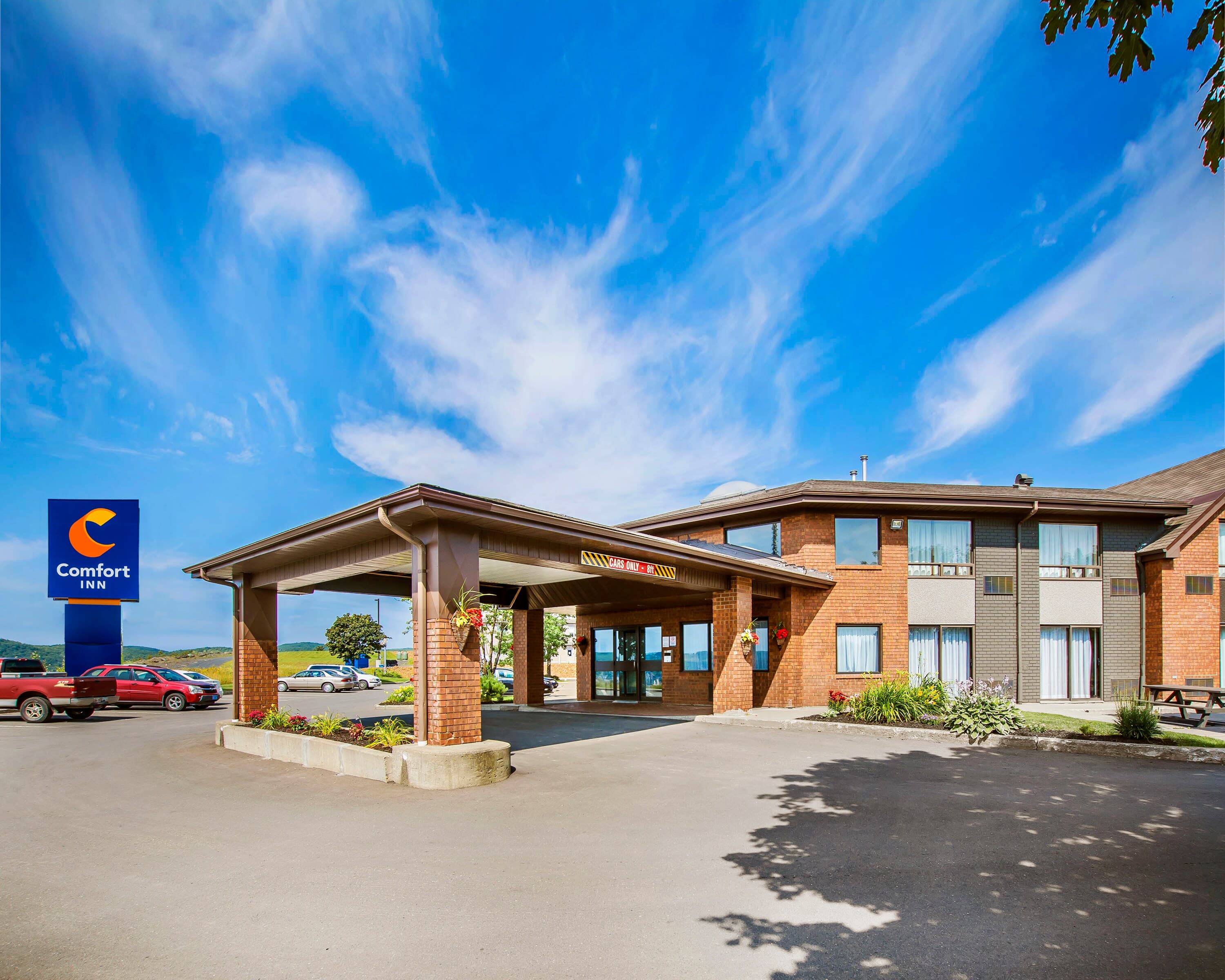 Comfort Inn - Image 1