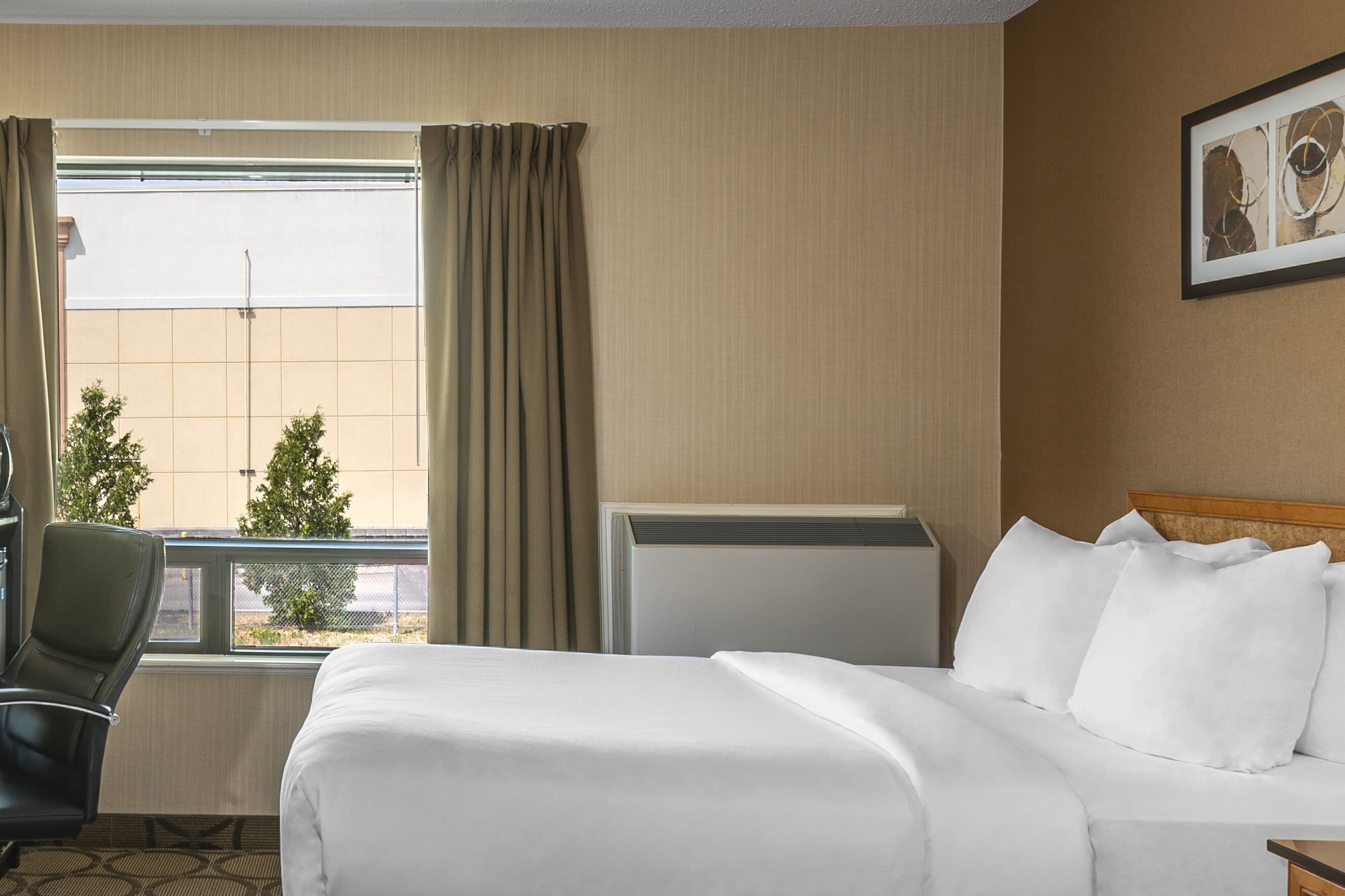 Comfort Inn — 8