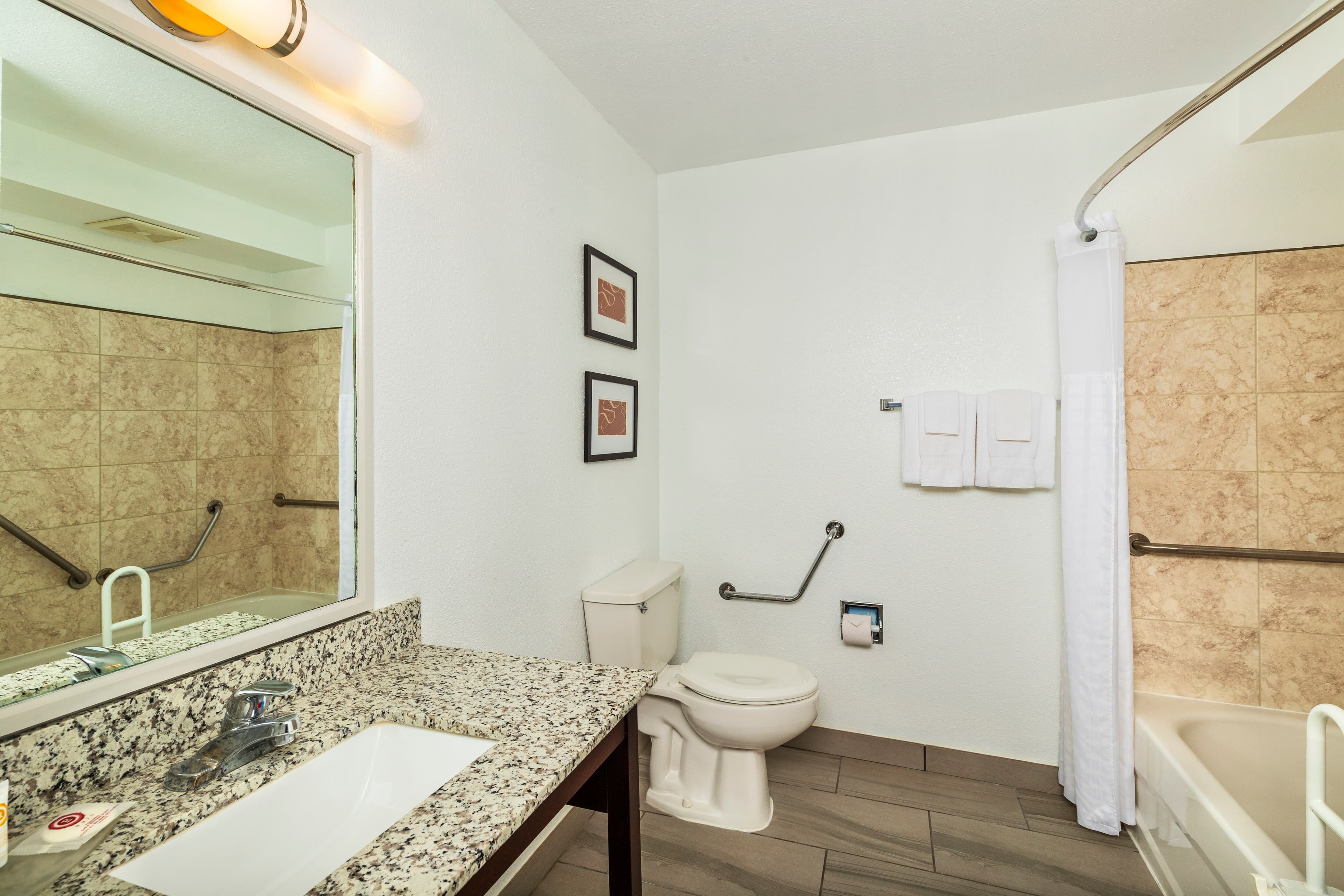 Comfort Inn & Suites — 10