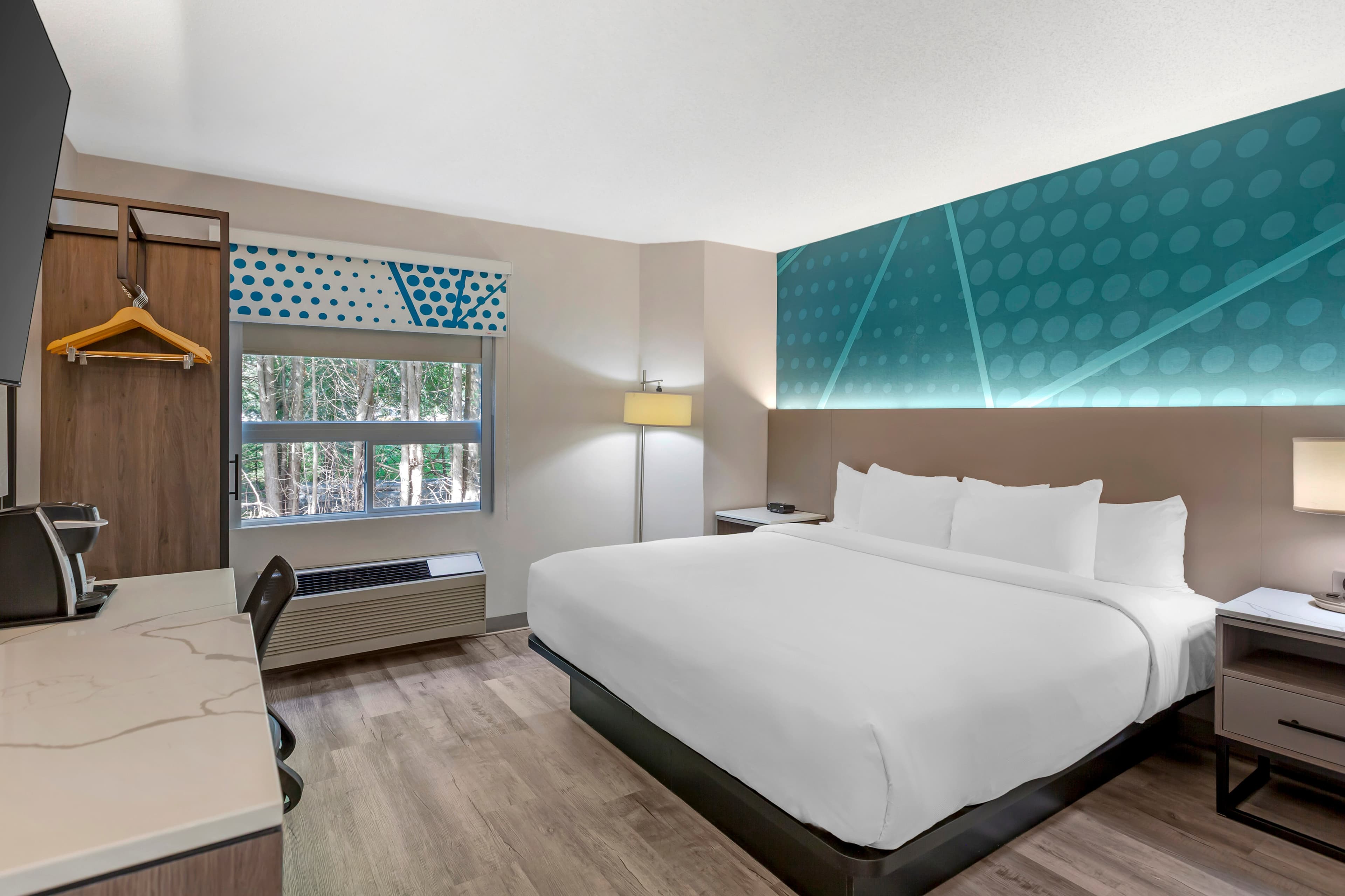 Comfort Inn - Image 2