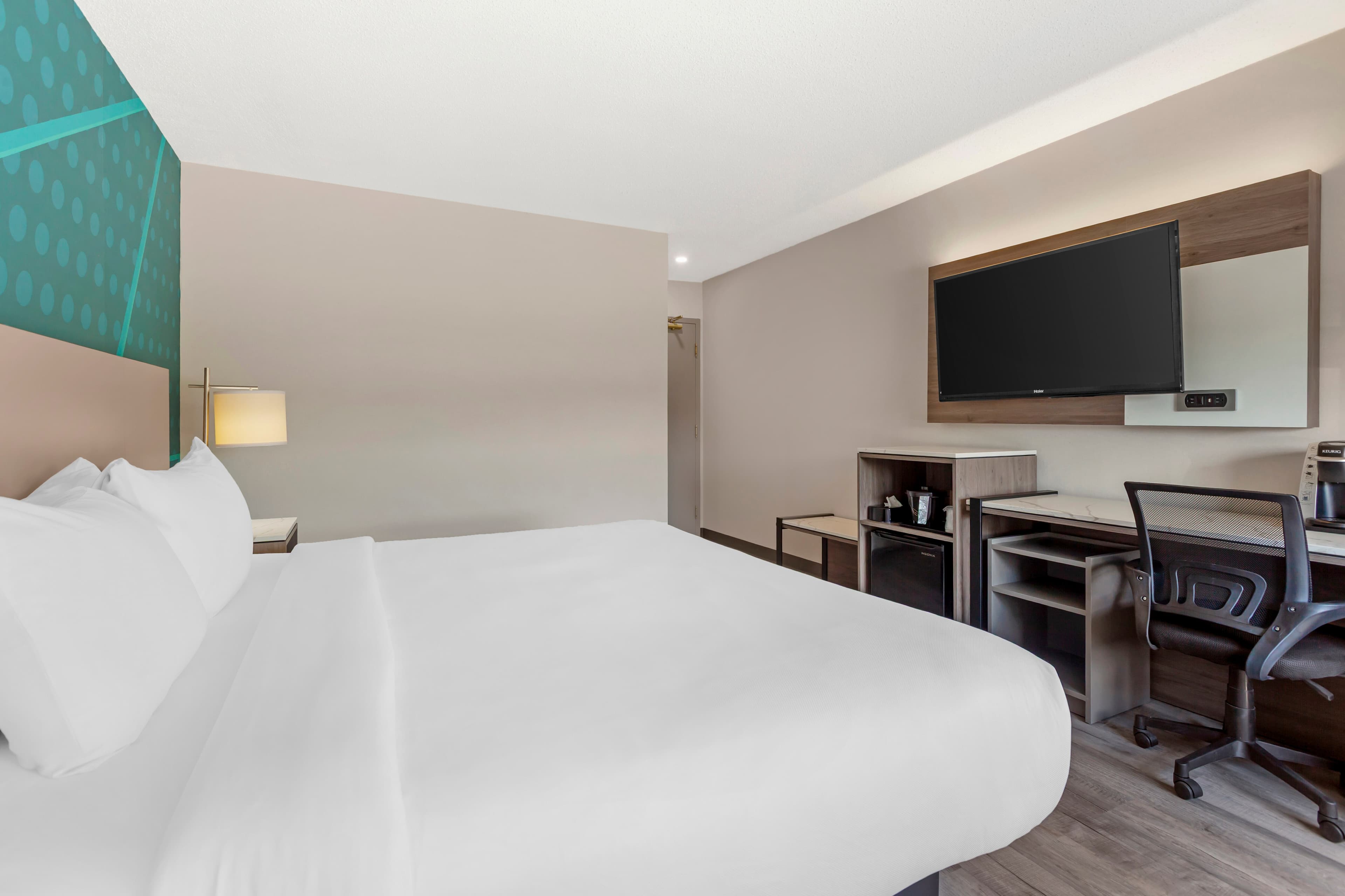 Comfort Inn — 8