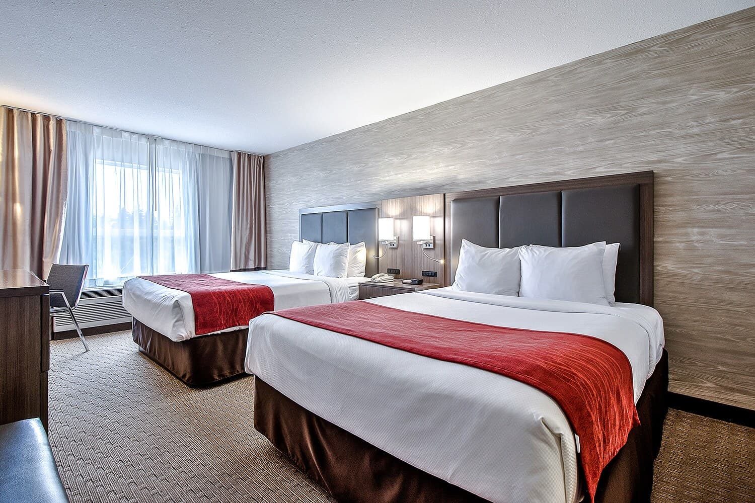 Comfort Inn & Suites South — 7