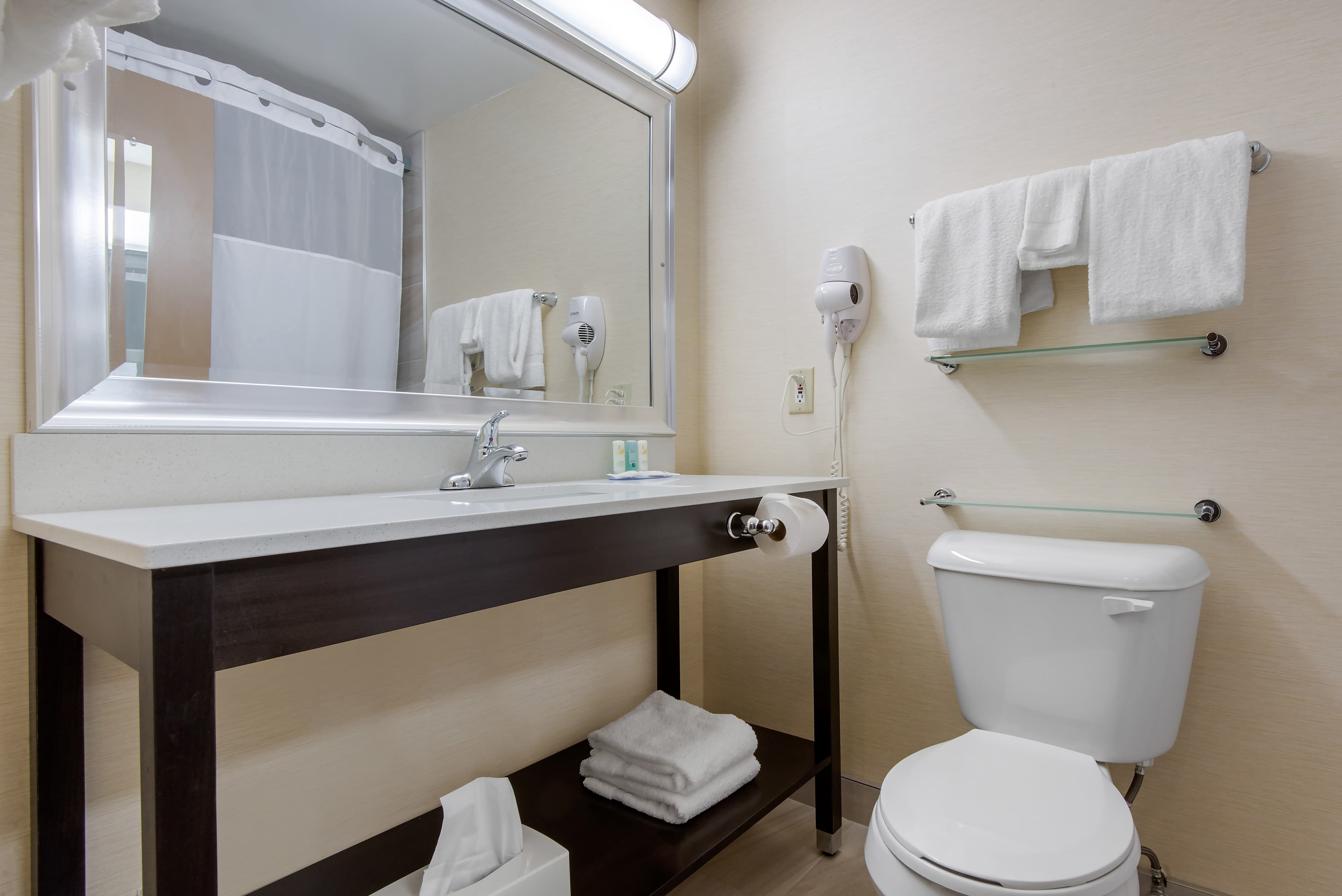Quality Inn & Conference Centre Downtown — 16