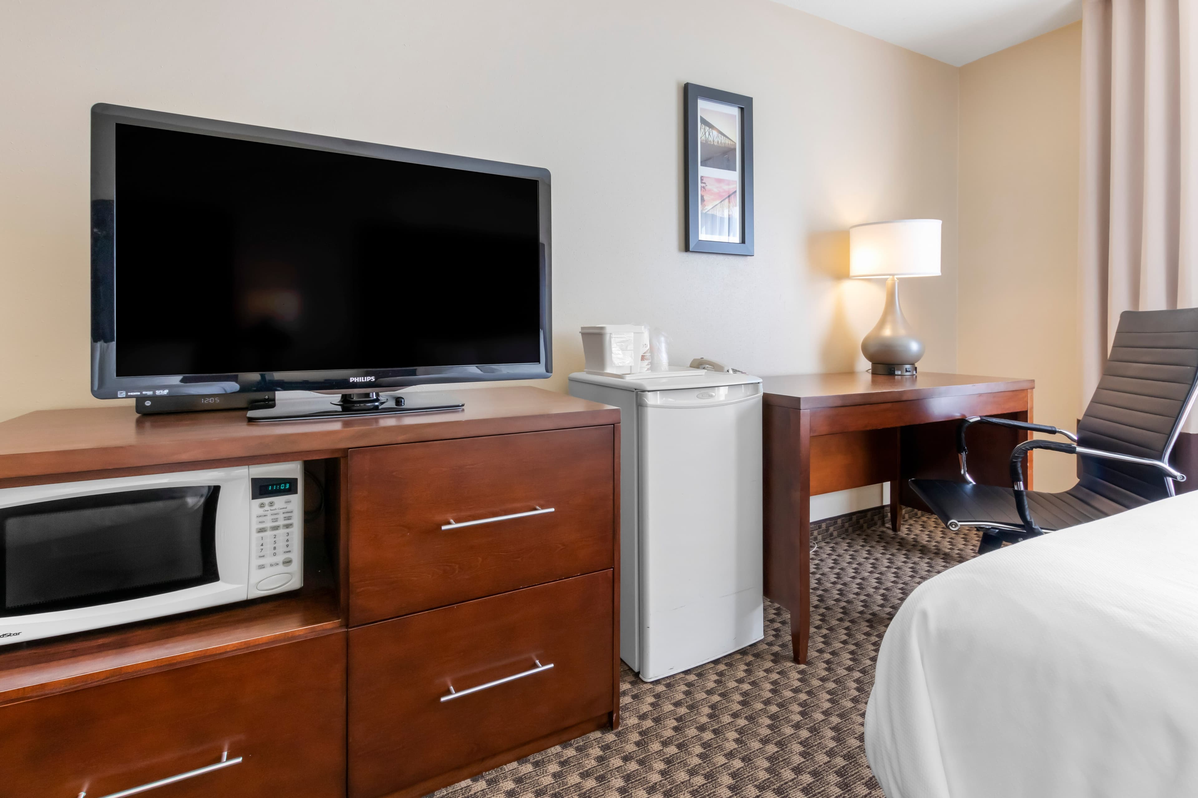 Comfort Inn - Image 3