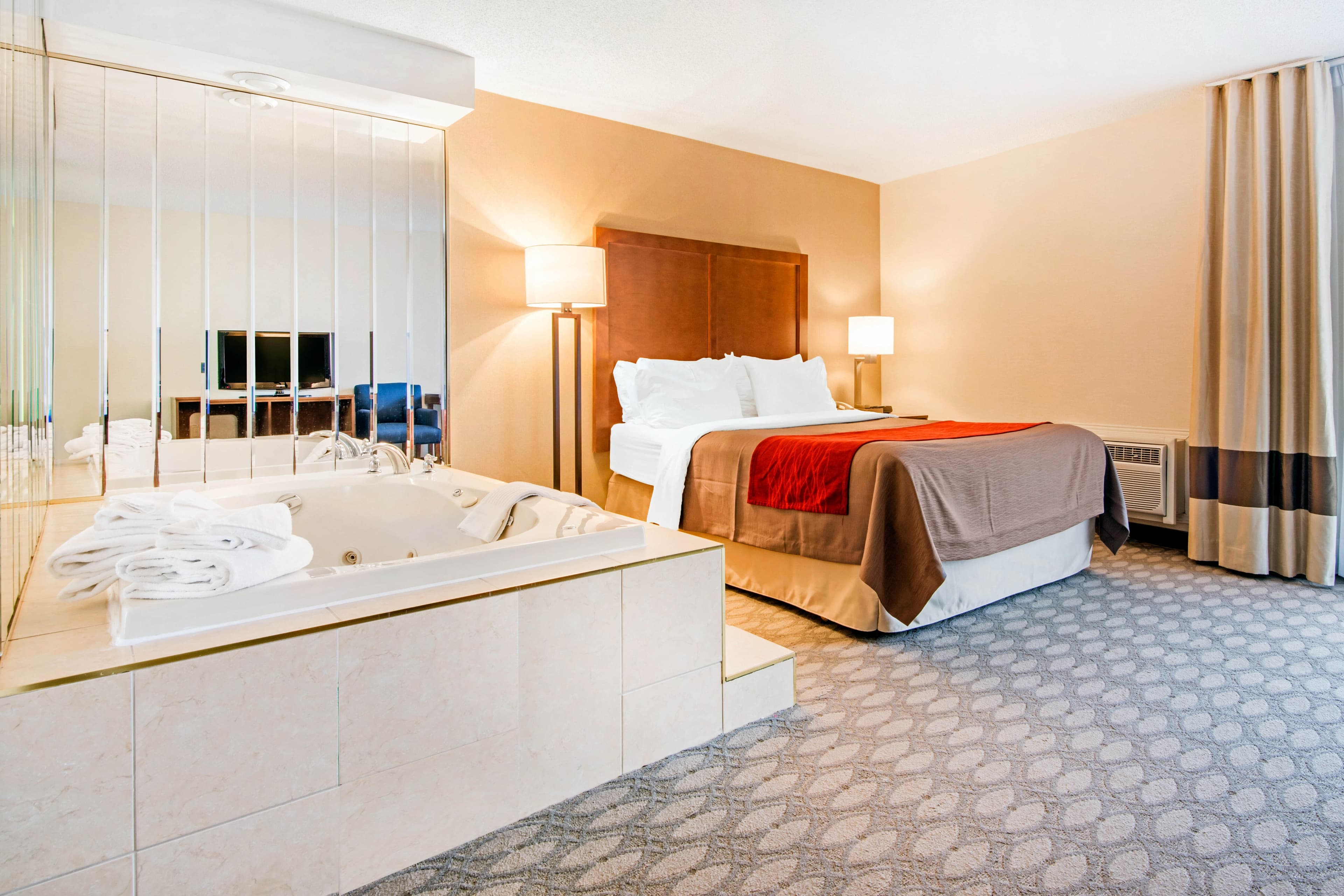 Comfort Inn Fallsview — 34