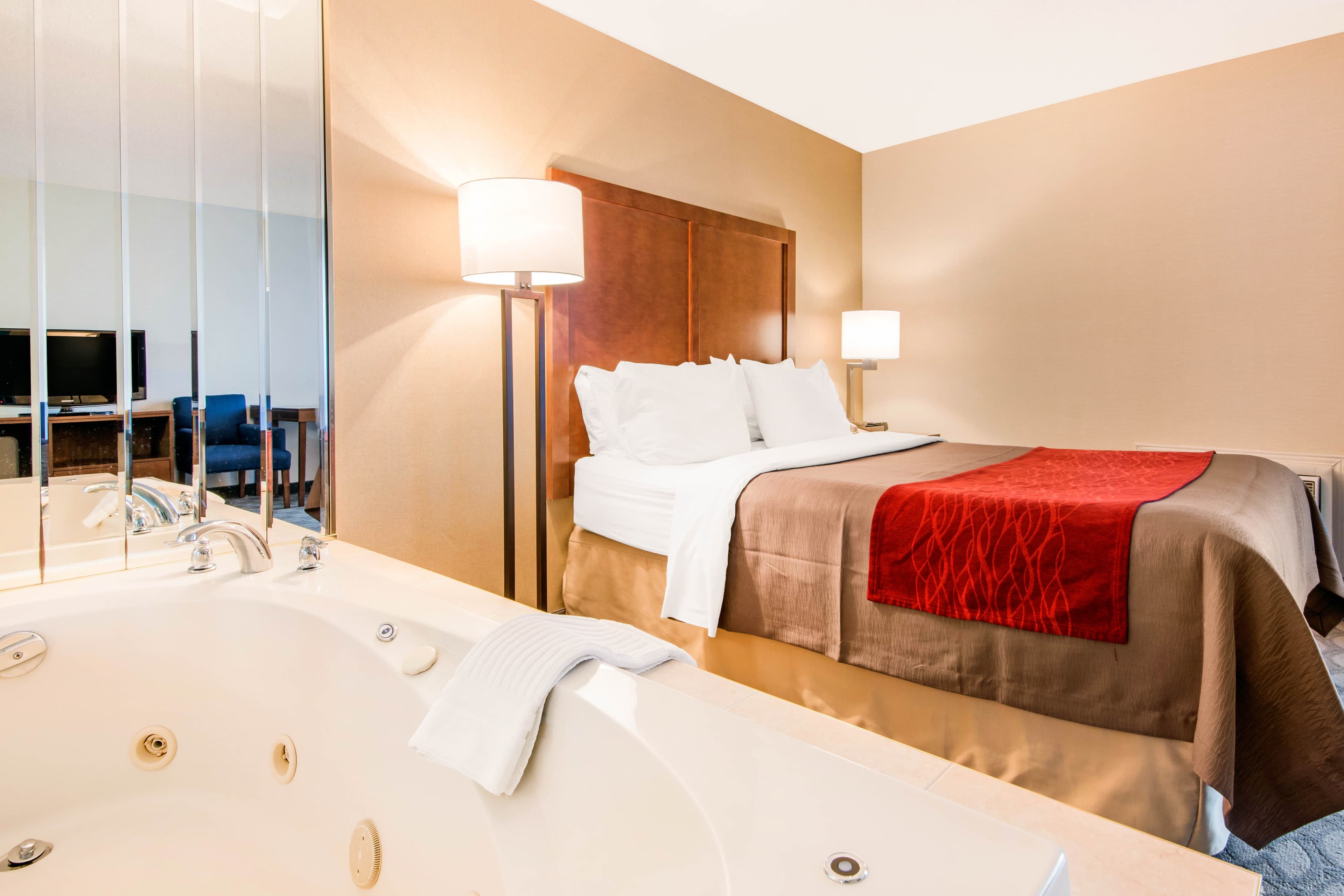 Comfort Inn Fallsview — 36