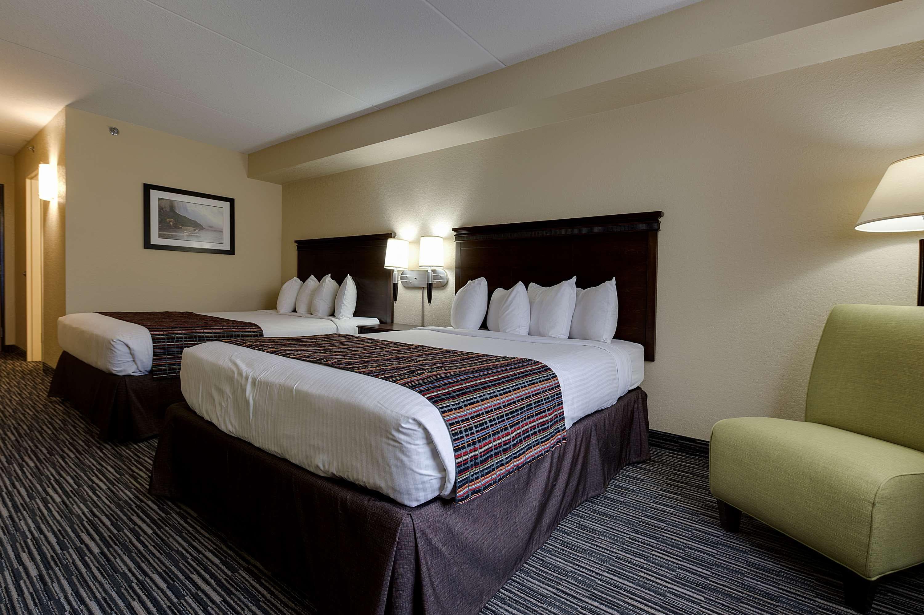 Country Inn & Suites by Radisson, Niagara Falls, ON — 6