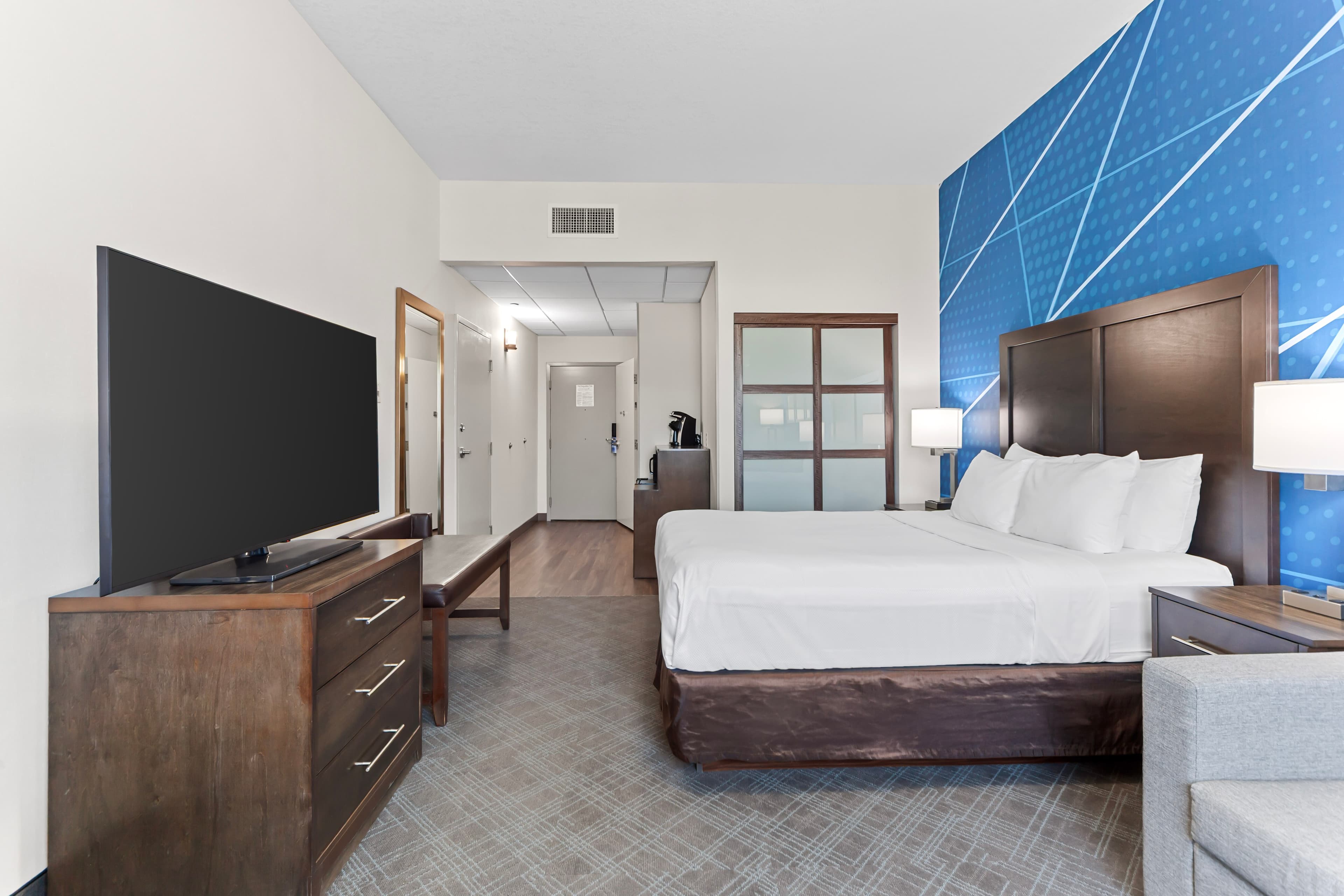 Comfort Inn & Suites — 3