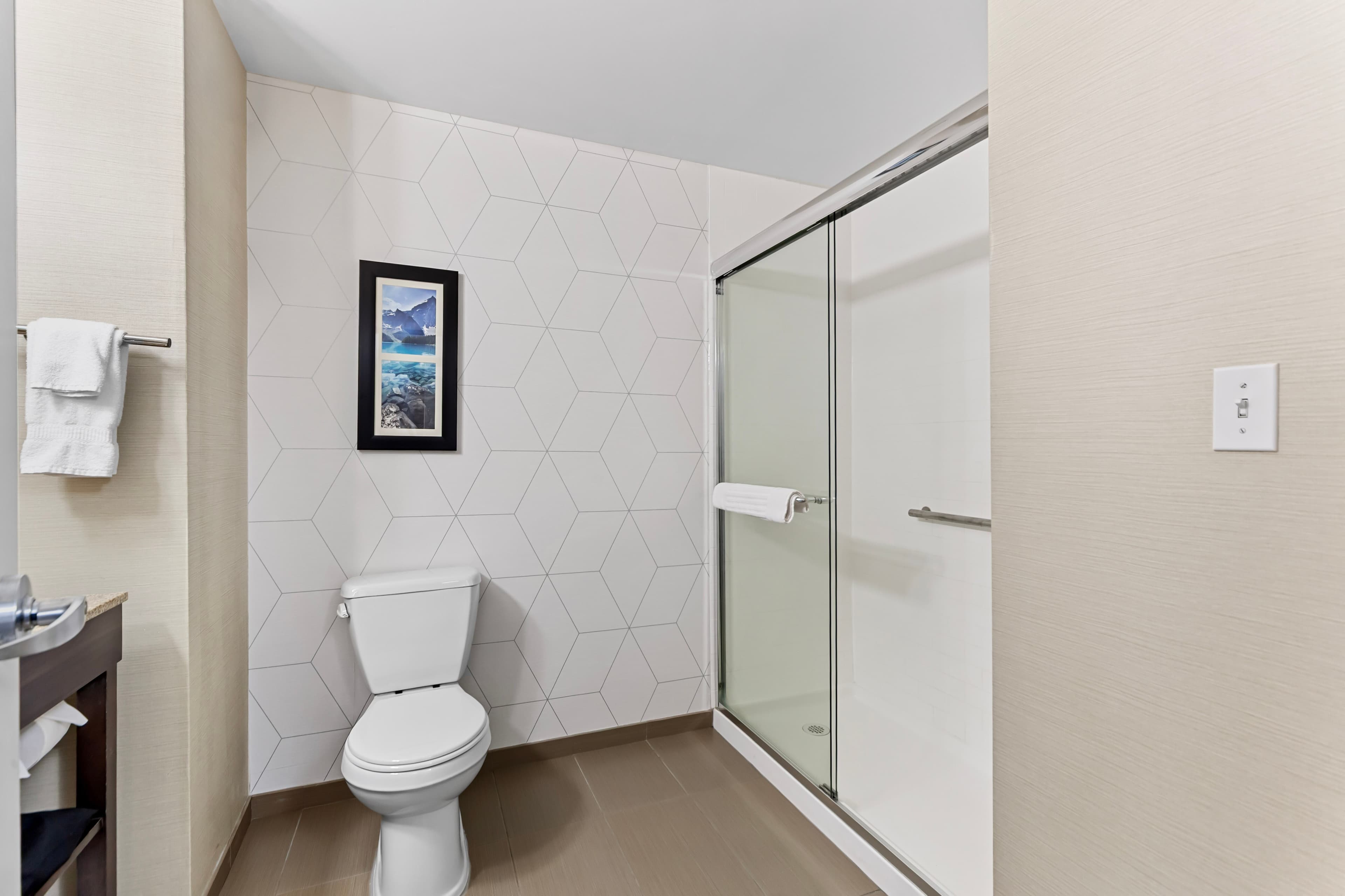 Comfort Inn & Suites — 10