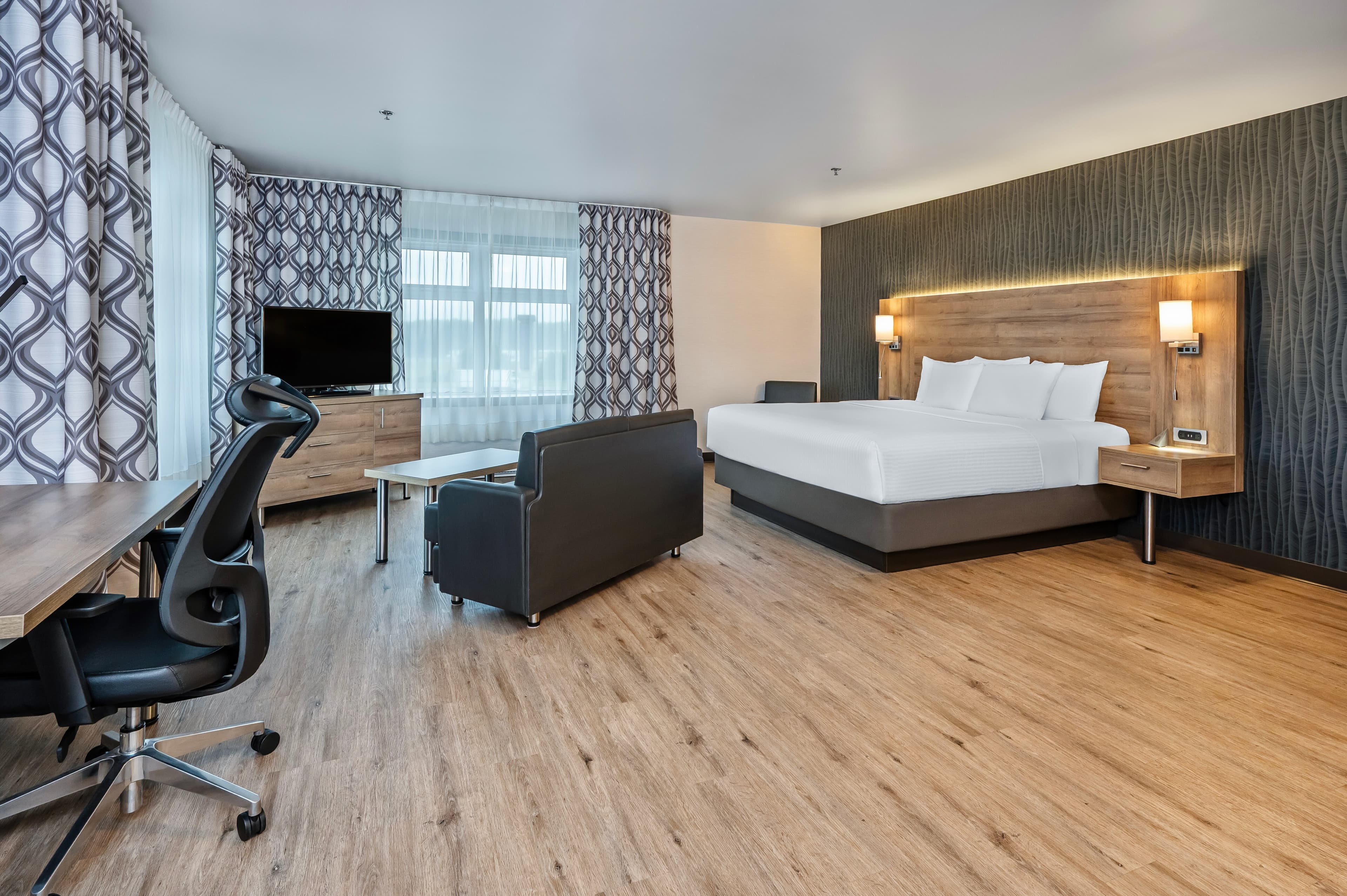 Quality Suites - Image 2