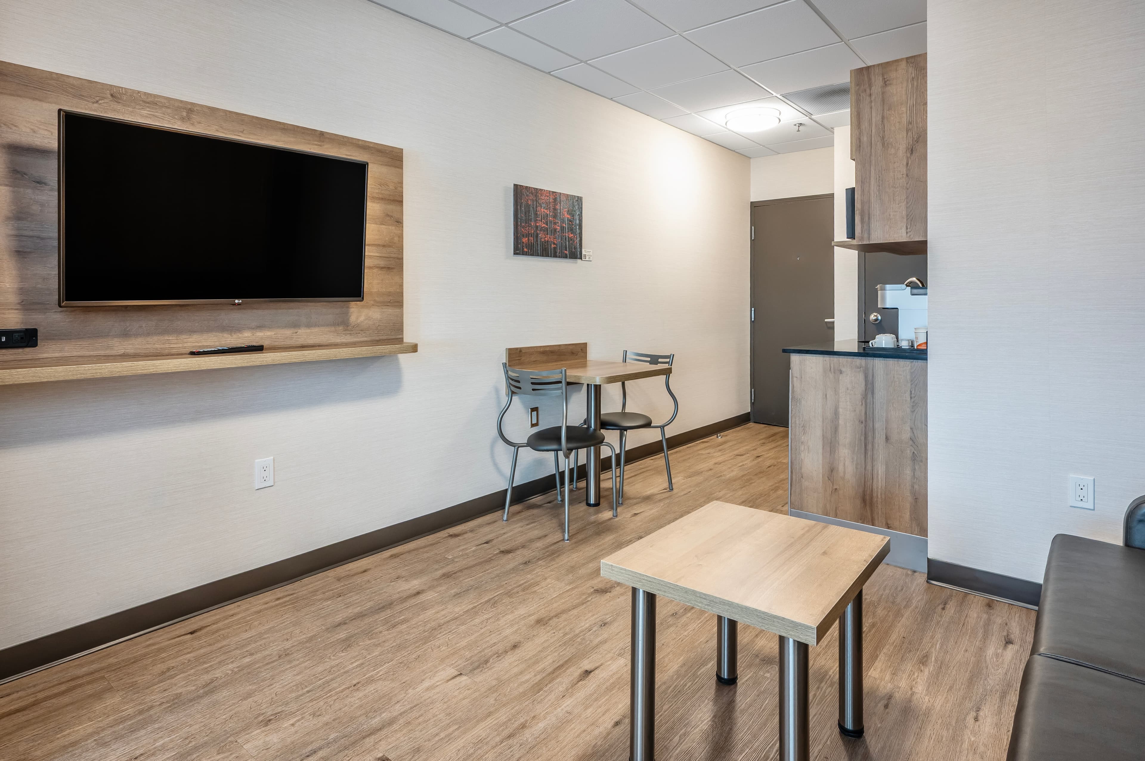Quality Suites — 7