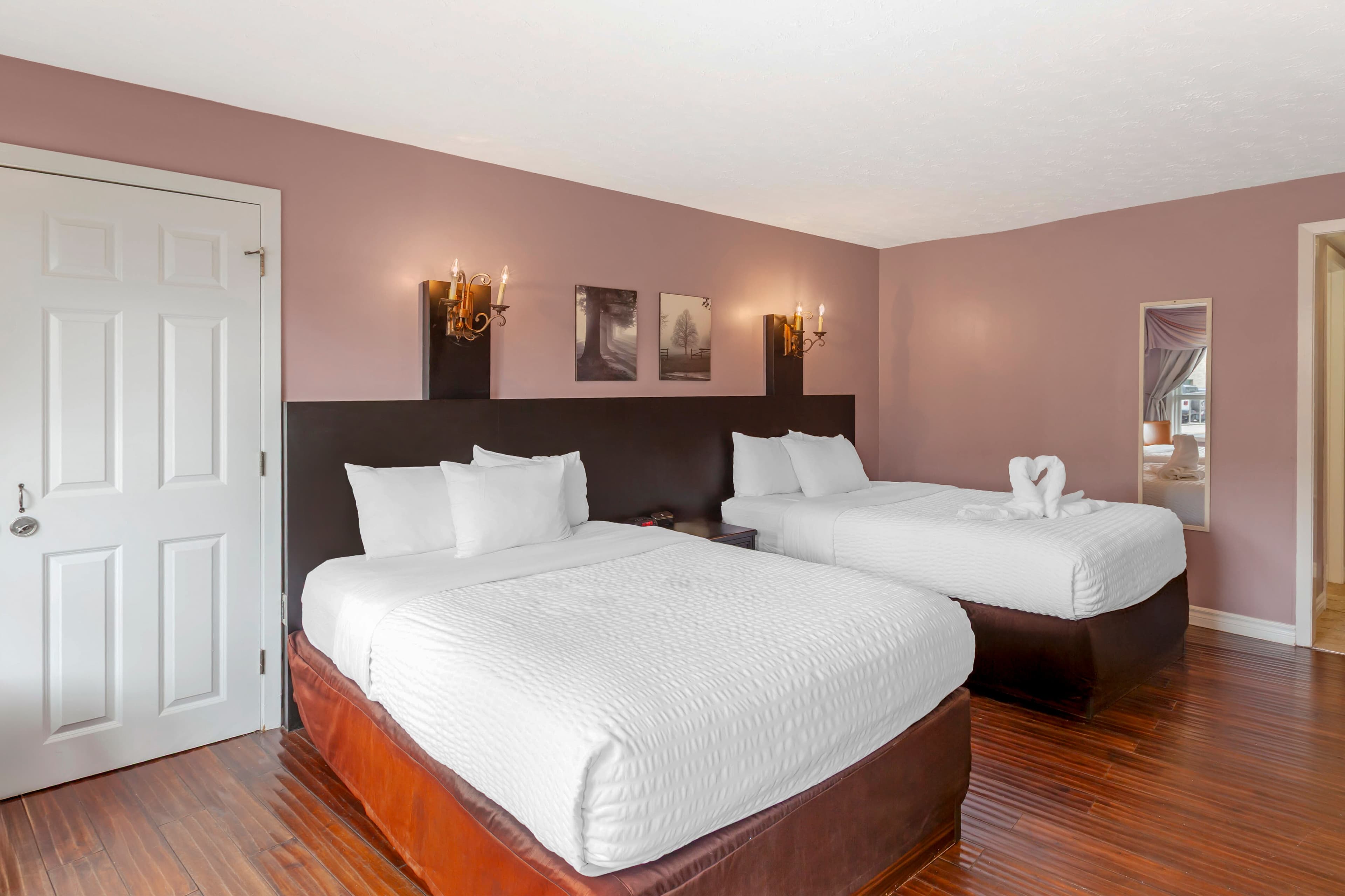 Quality Hotel Fallsview Cascade - Image 2