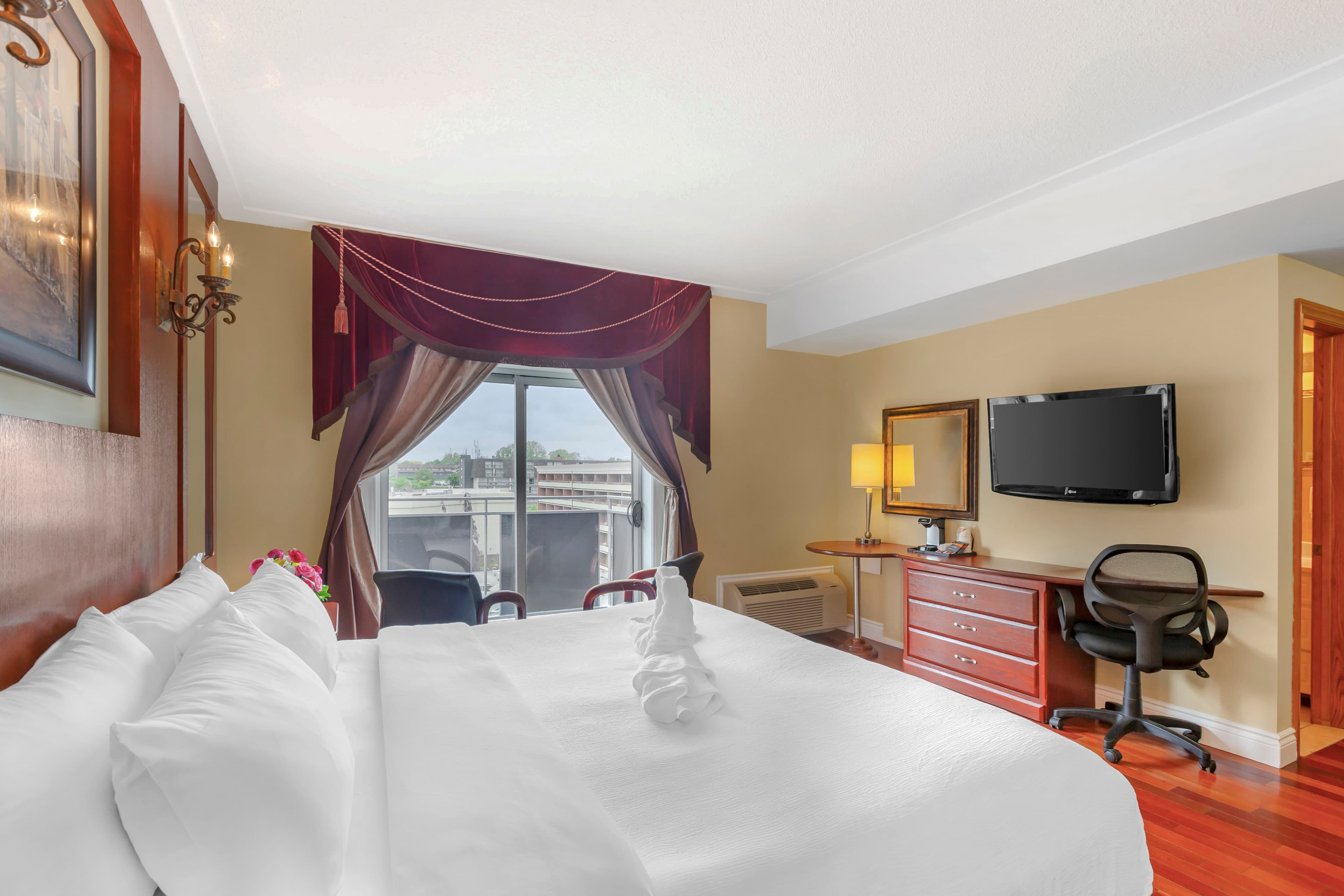 Quality Hotel Fallsview Cascade — 12