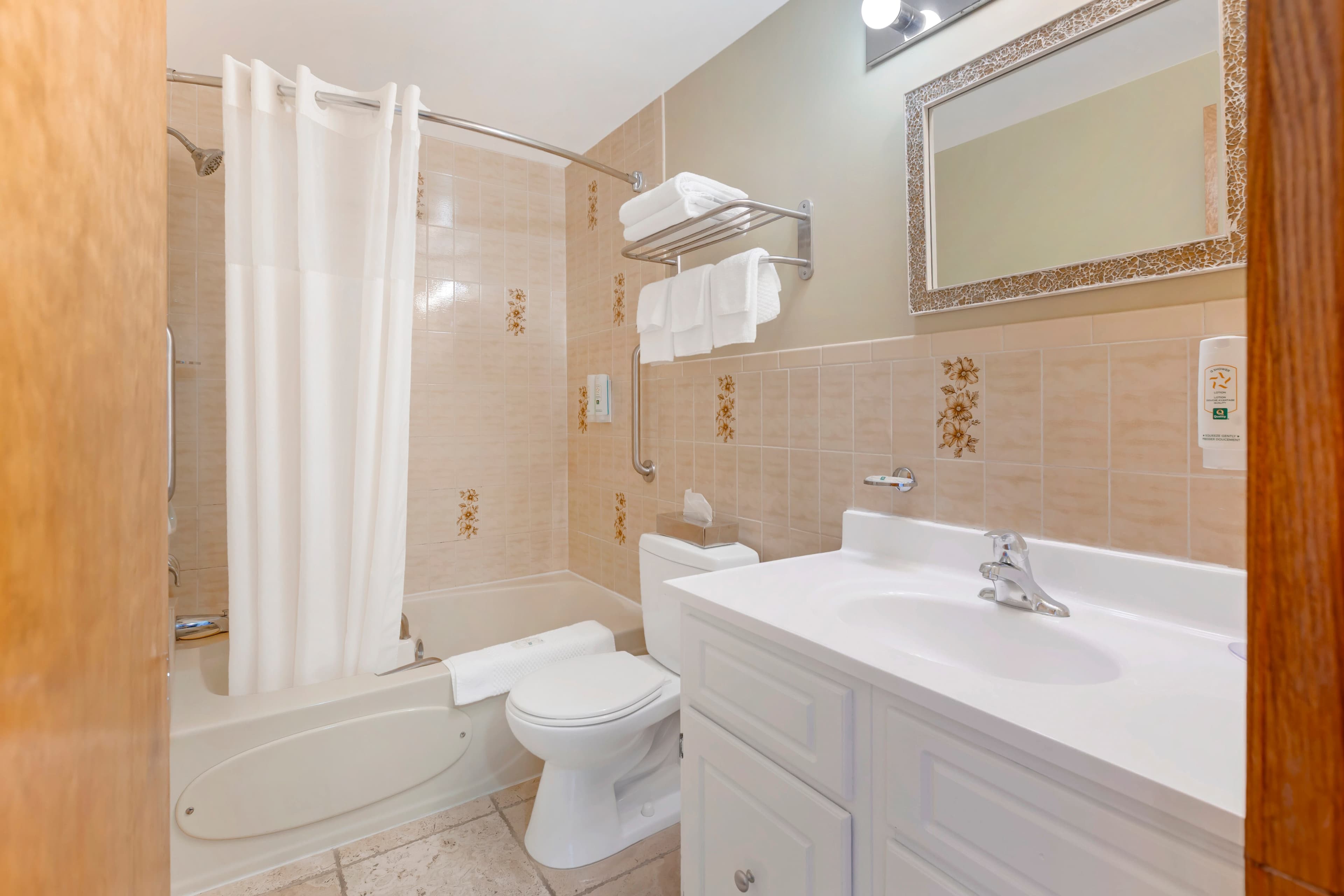 Quality Hotel Fallsview Cascade — 13
