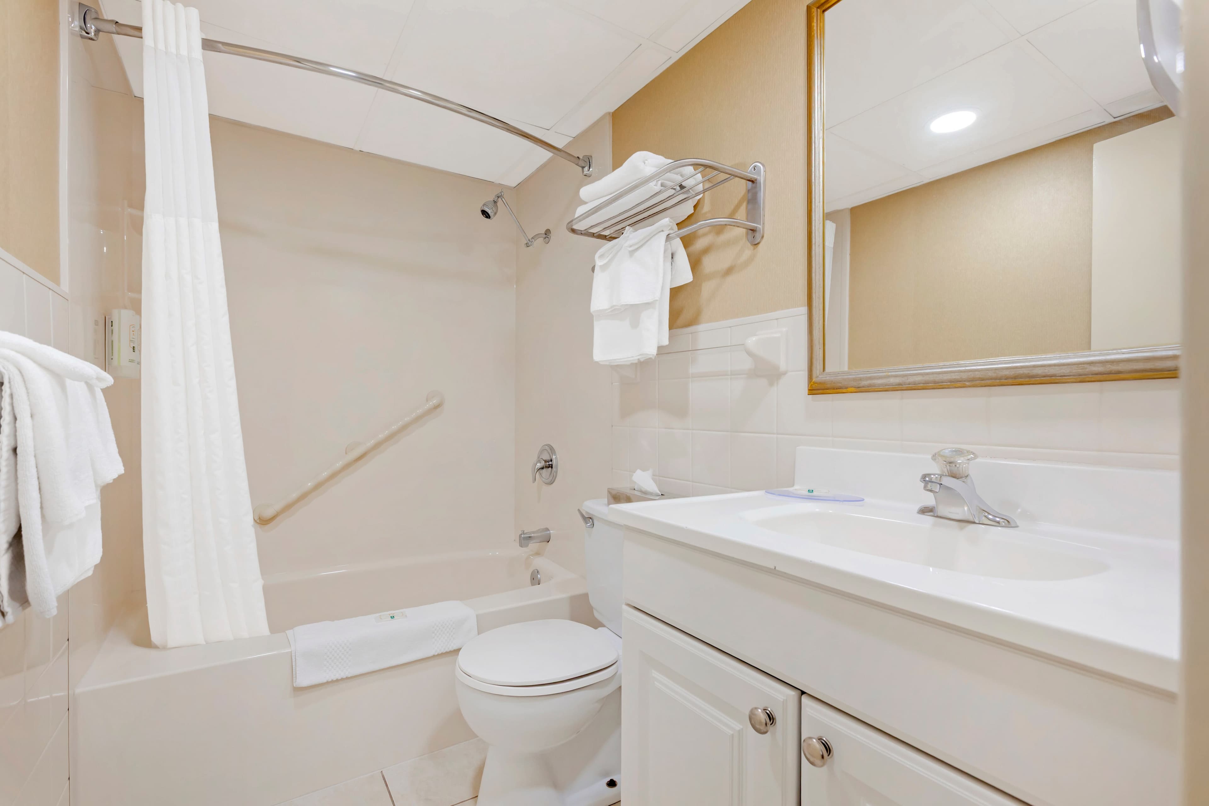 Quality Hotel Fallsview Cascade — 23