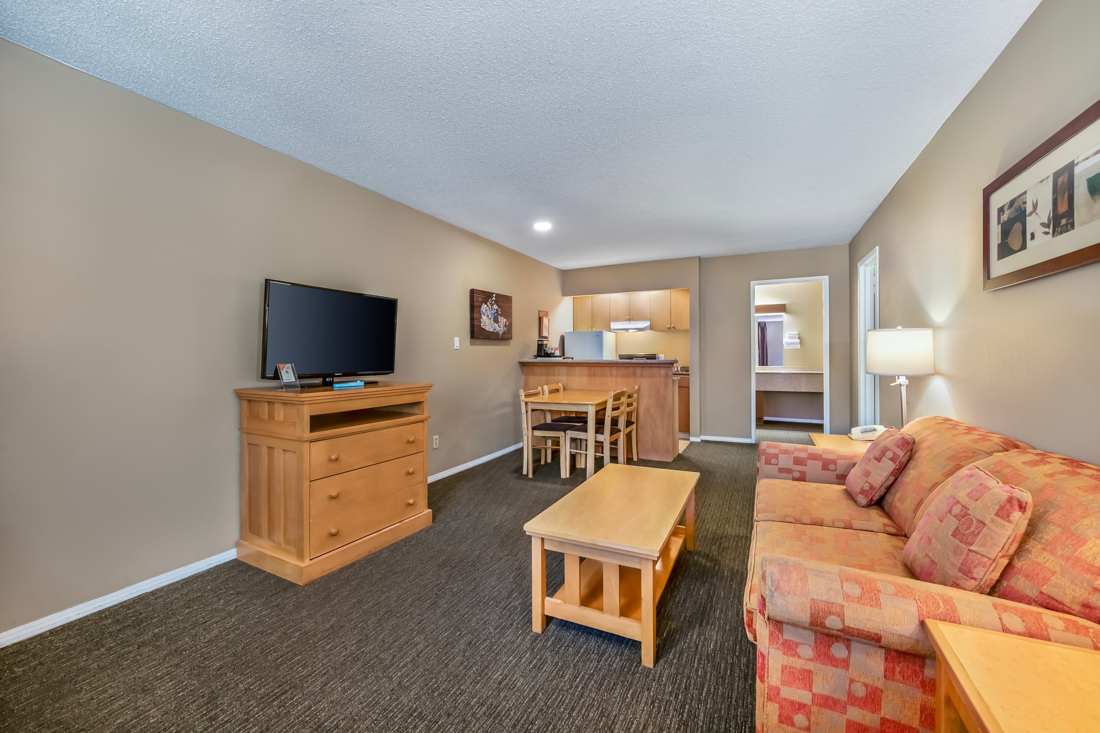 Econo Lodge Inn & Suites — 36