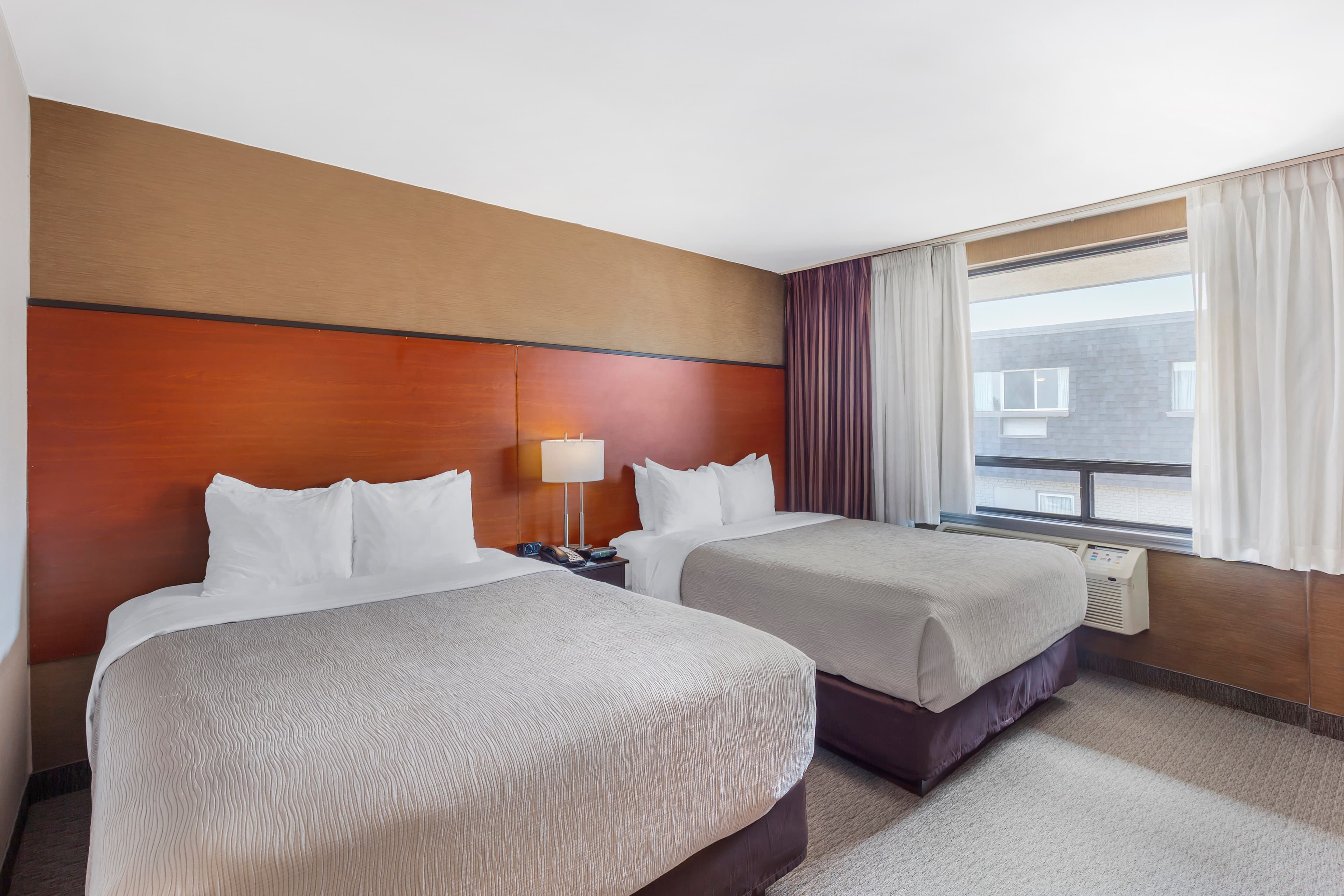 Quality Inn Toronto Airport - Image 2