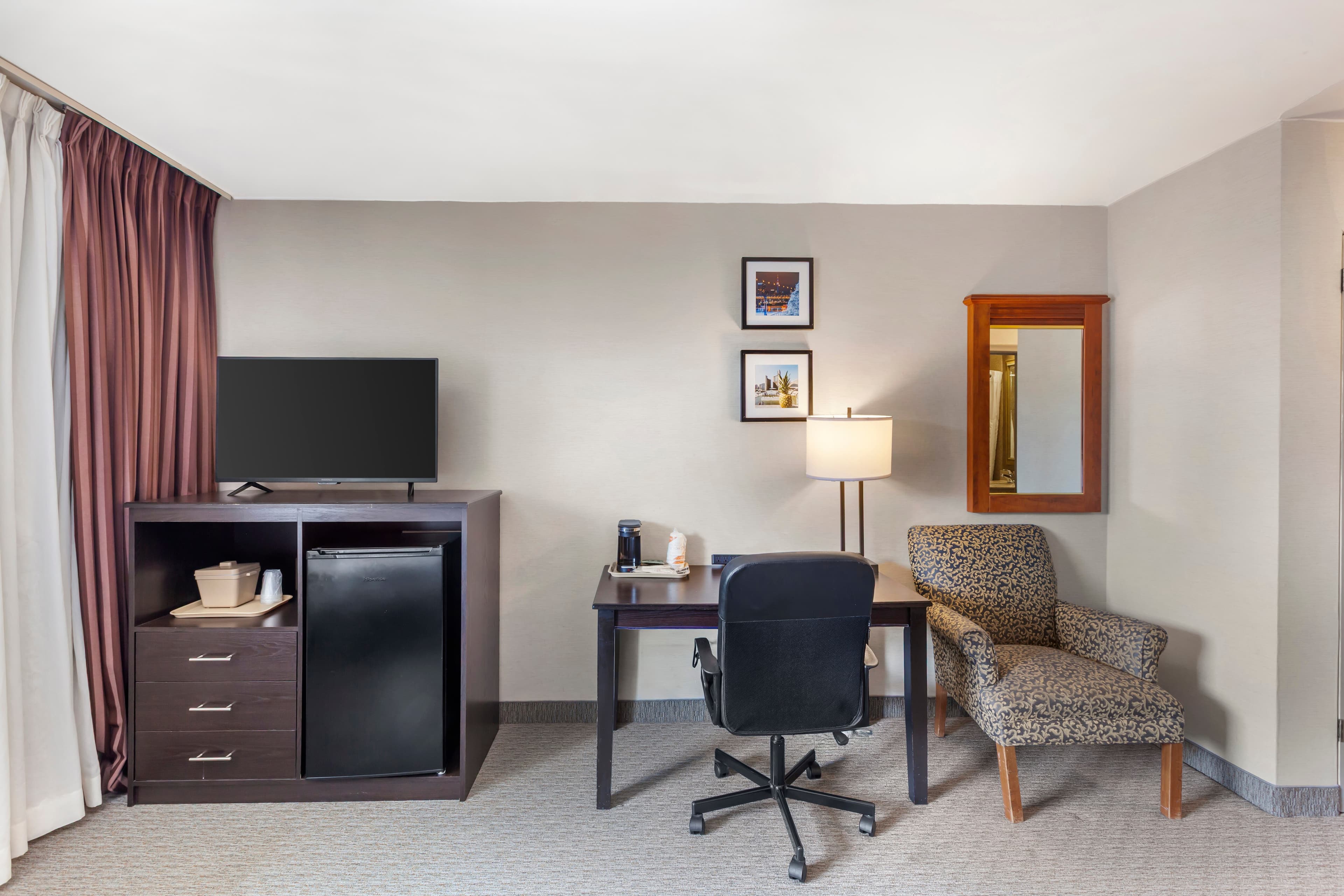 Quality Inn Toronto Airport - Image 4