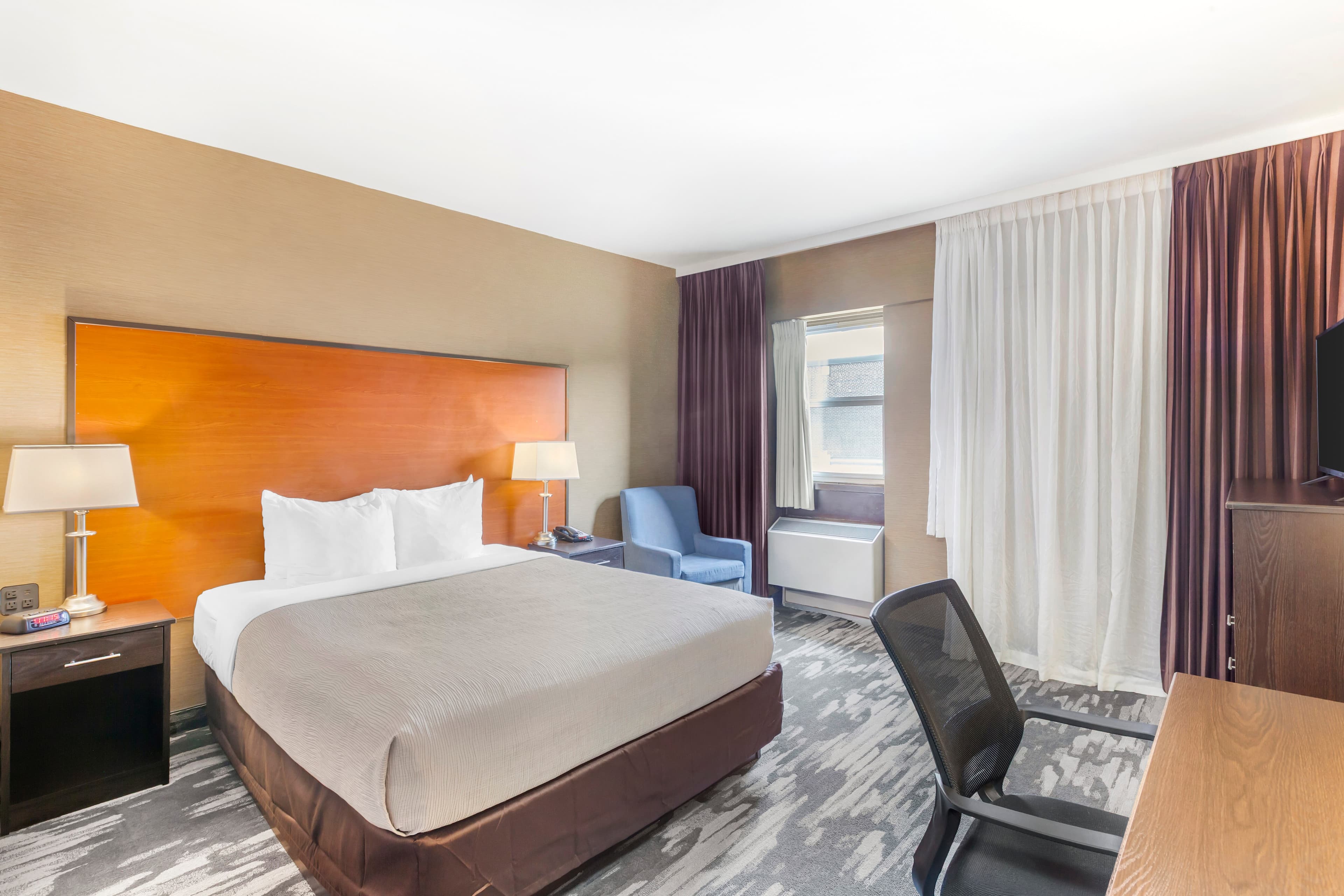 Quality Inn Toronto Airport — 17