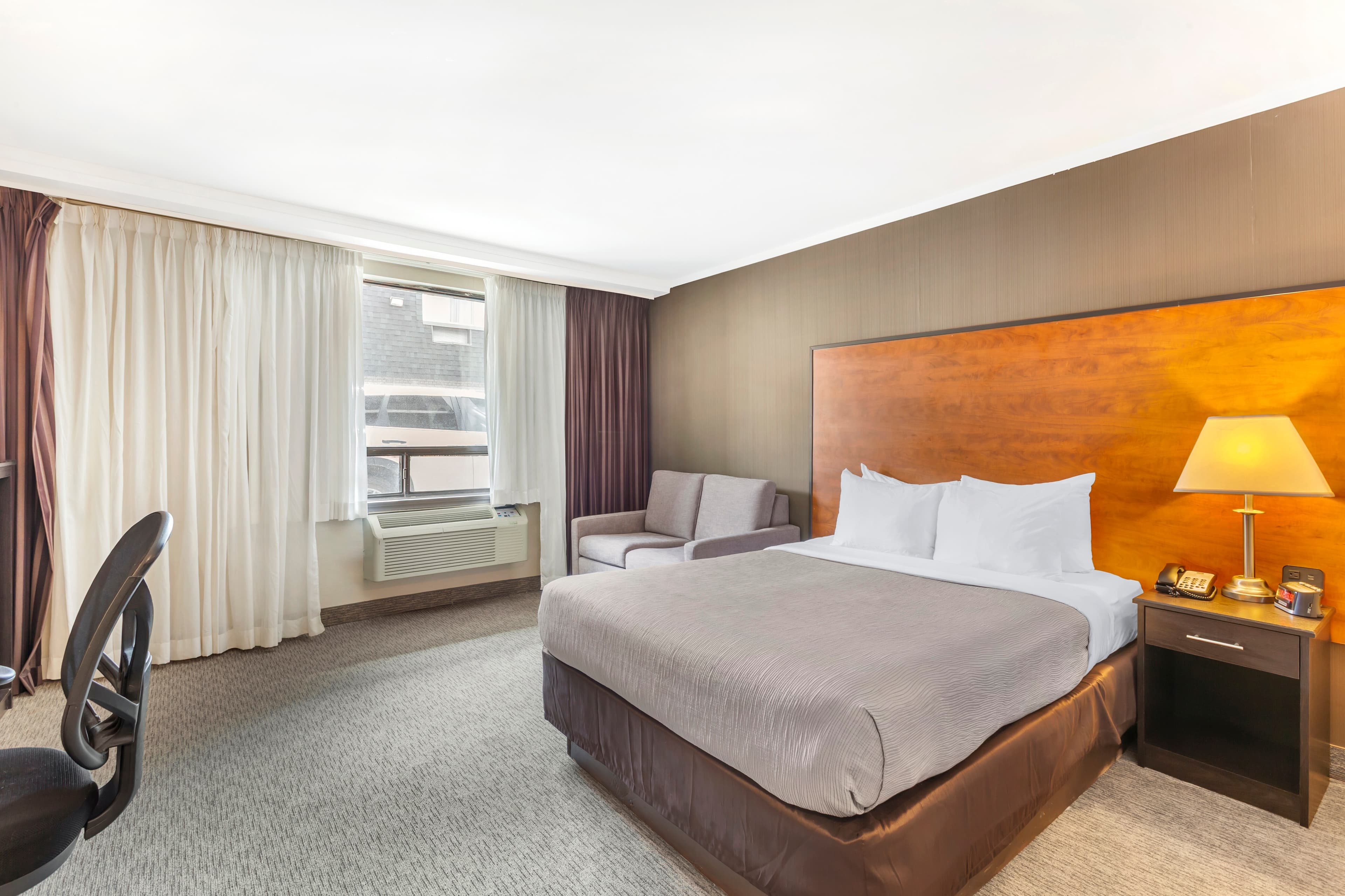 Quality Inn Toronto Airport — 21
