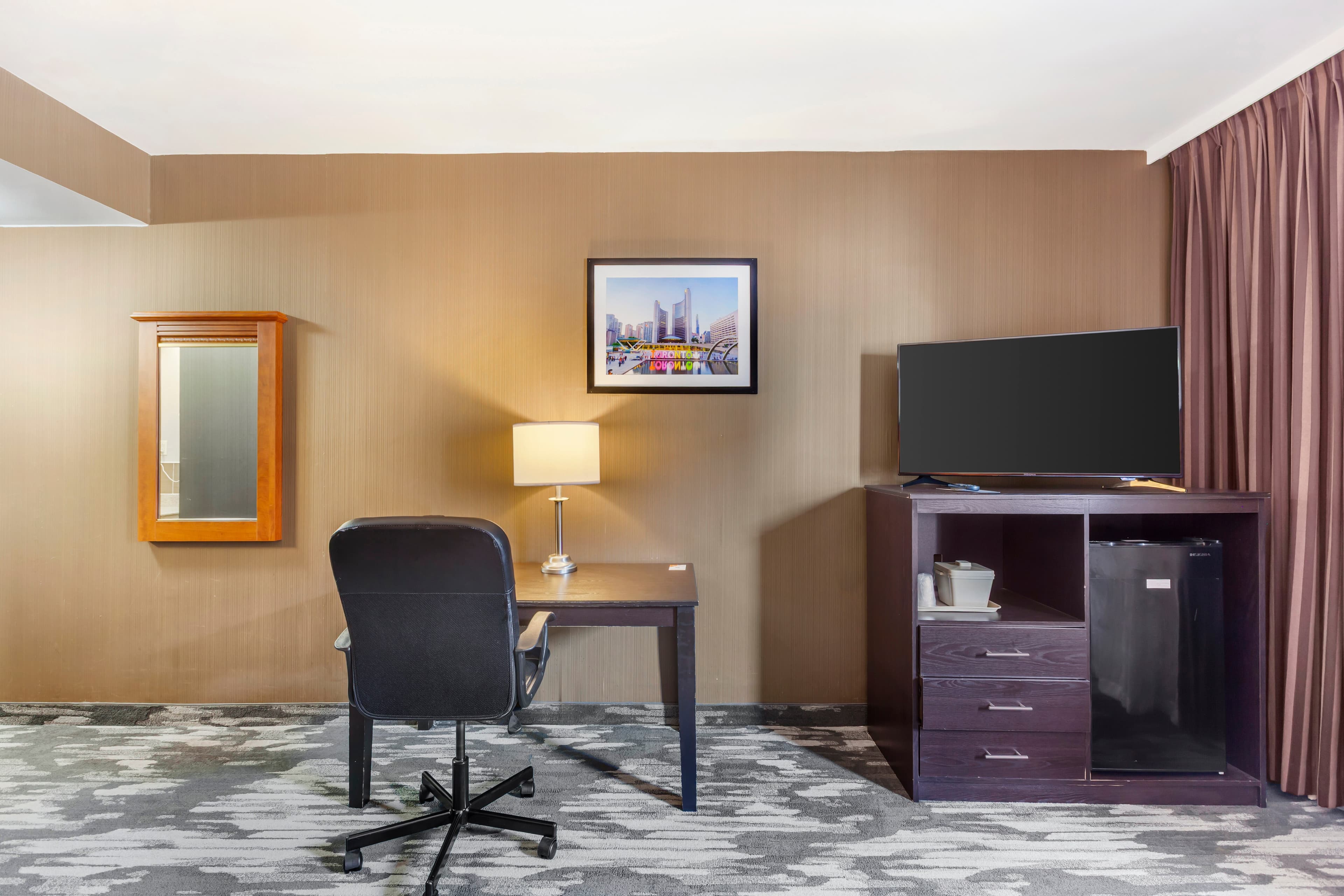 Quality Inn Toronto Airport — 27