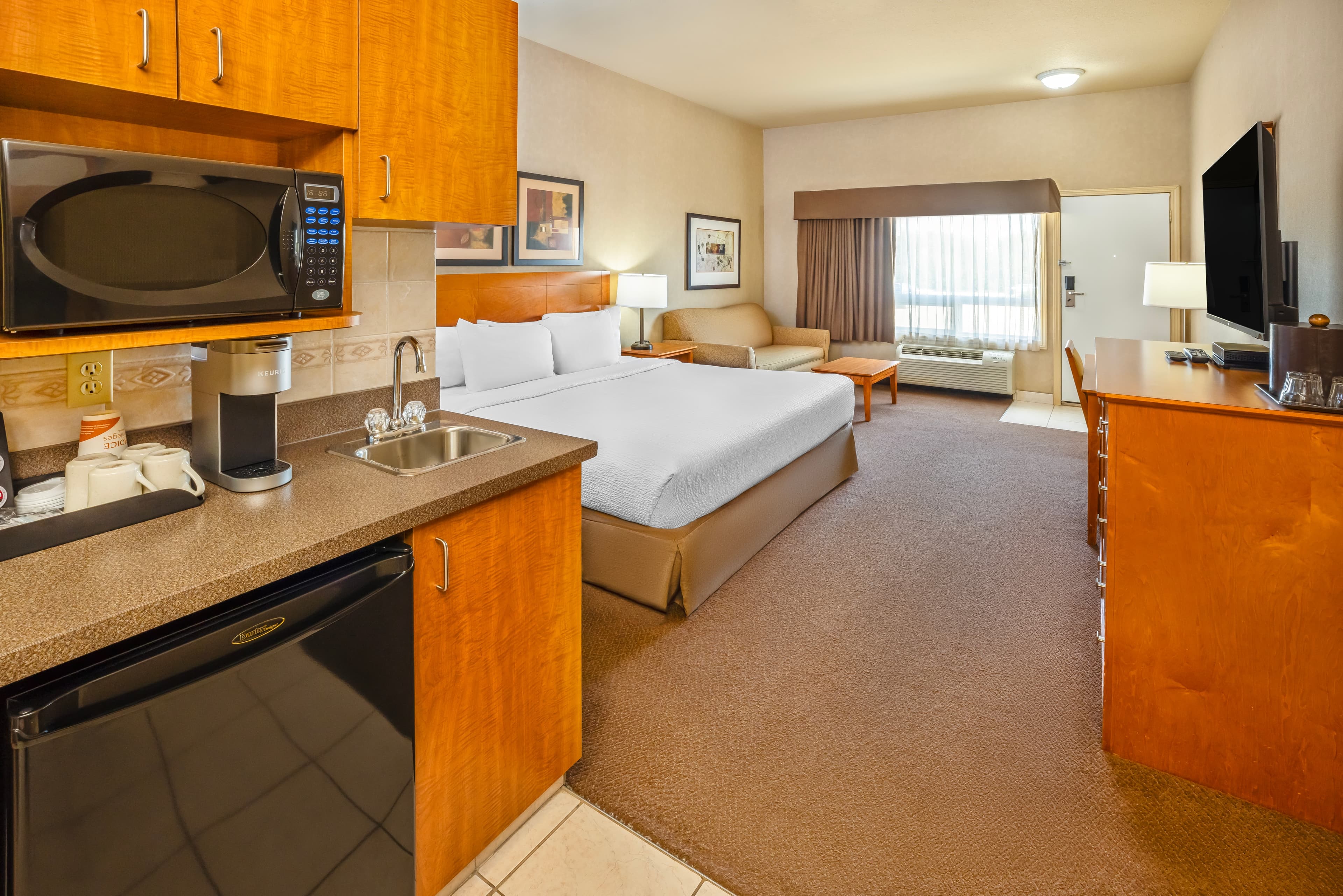 Clarion Pointe — 14