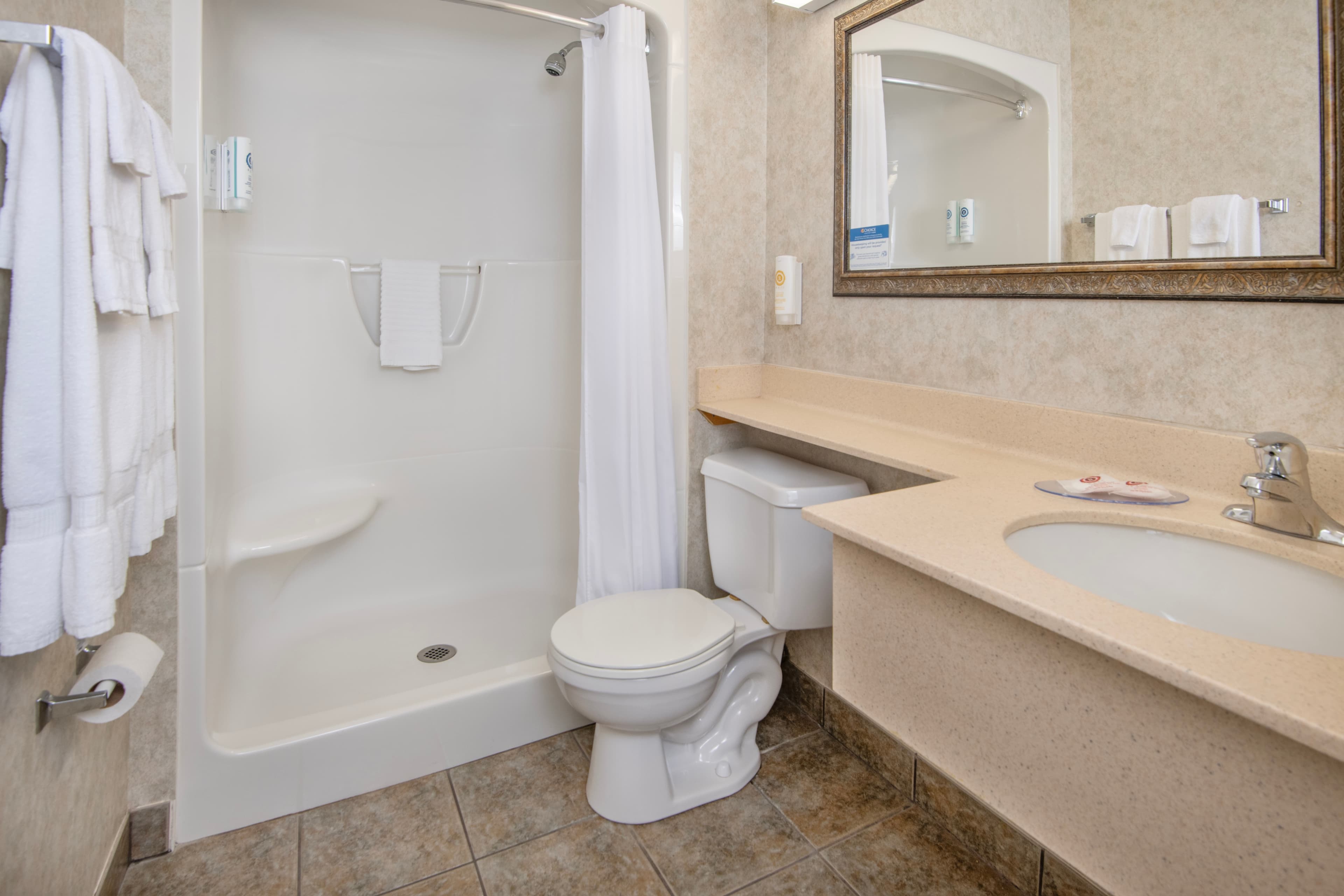 Comfort Inn & Suites Thousand Islands Harbour District — 7