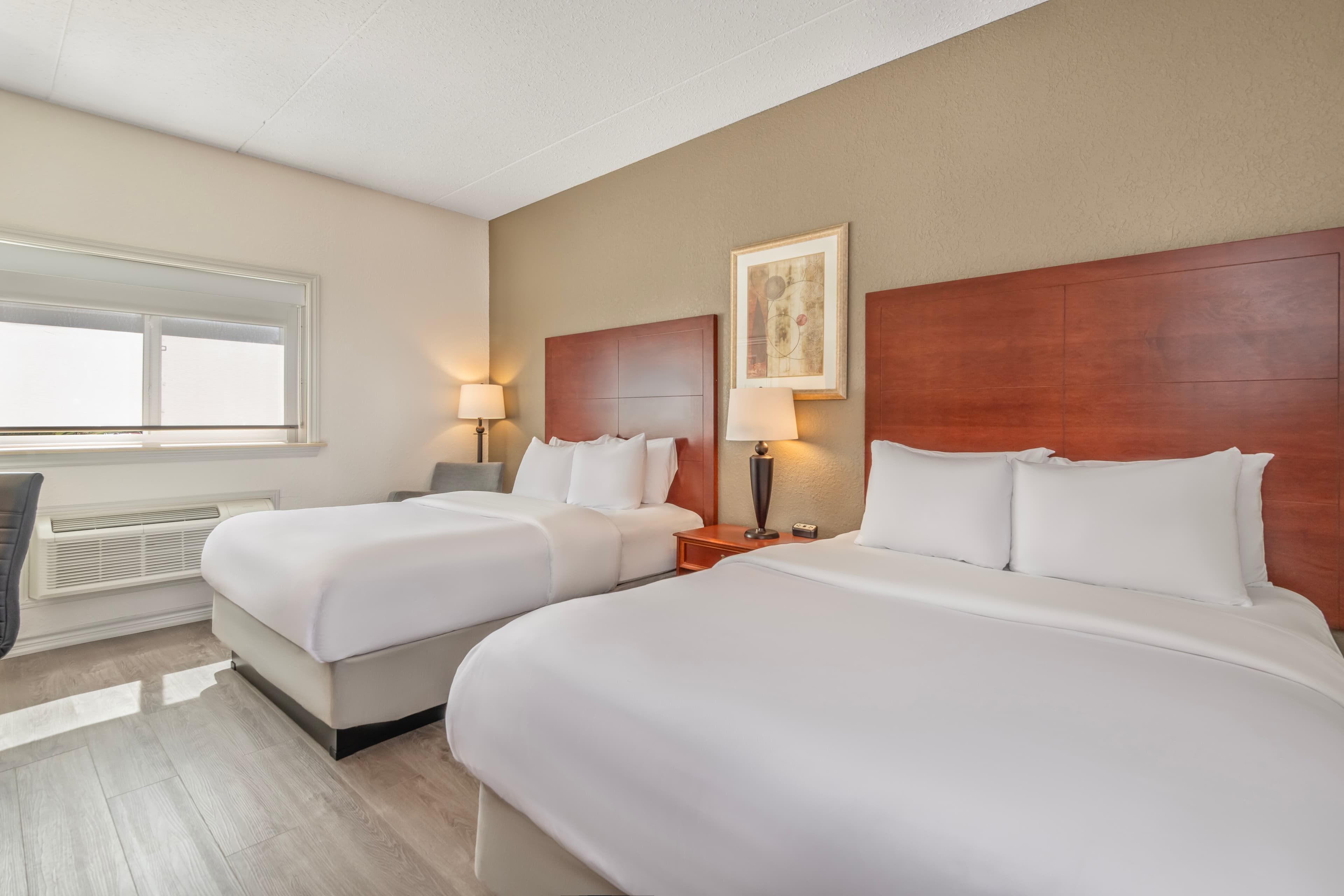 Comfort Inn & Suites Thousand Islands Harbour District — 8
